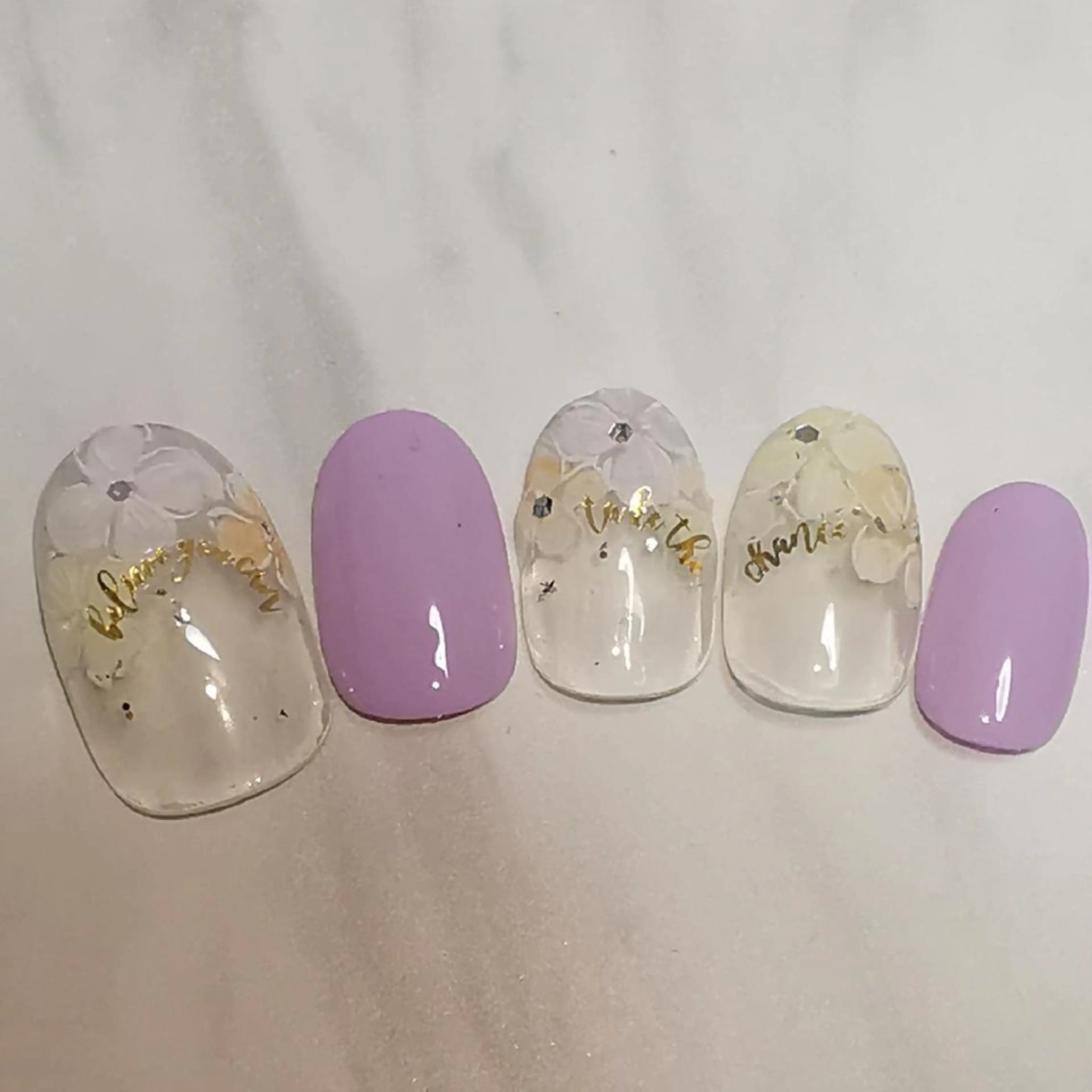 ネイル フラワーネイル フレンチネイル ハンドネイル reve あやののネイルデザイン