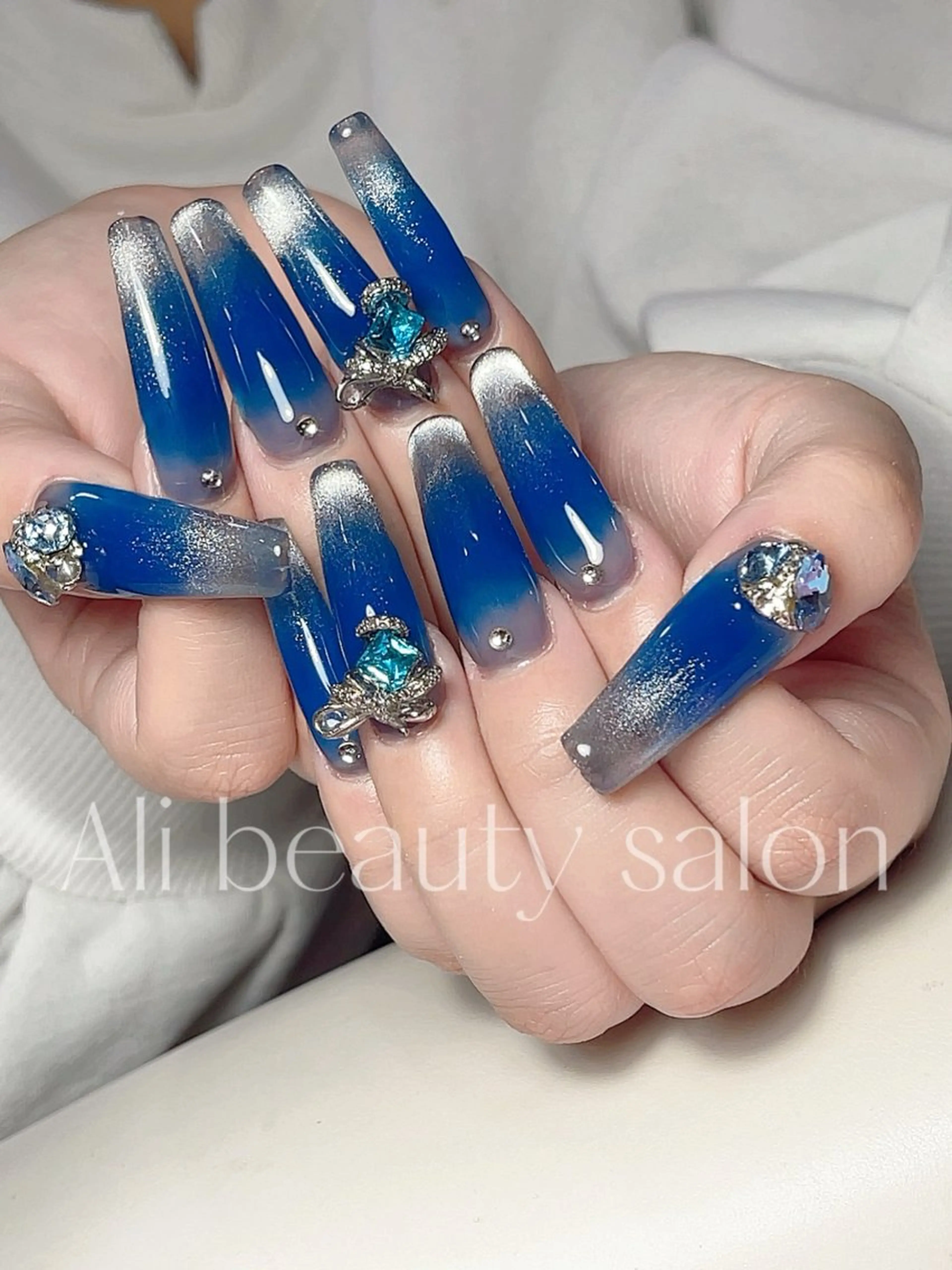 ネイル ハンドネイル Ali 新小岩 ネイル専門のネイルデザイン