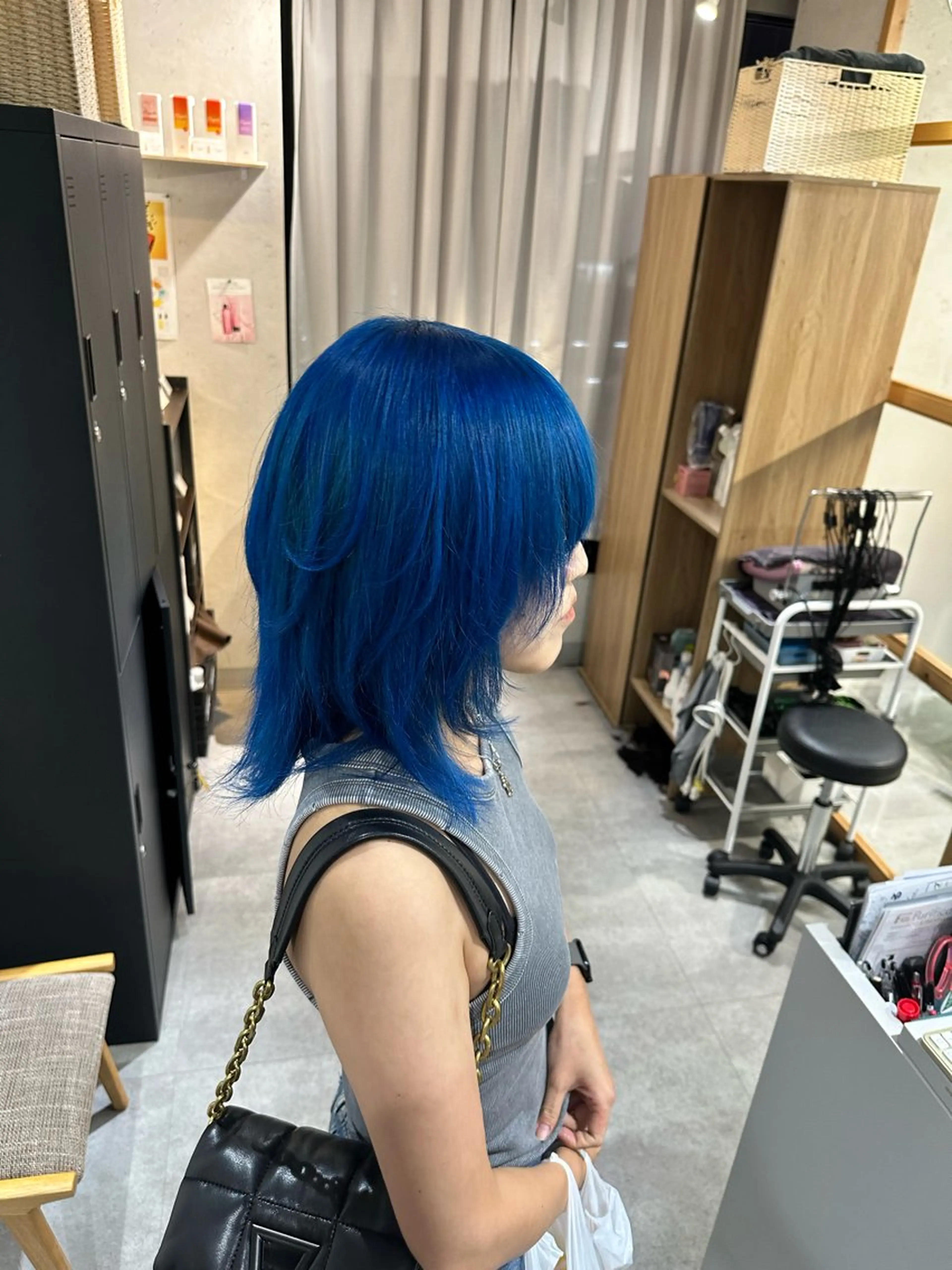 セミロング カラー ブルーカラー カット ヘアカラー トリートメント JOS所属・上野/エフェクトブリ ーチ✂︎touiのヘアスタイル