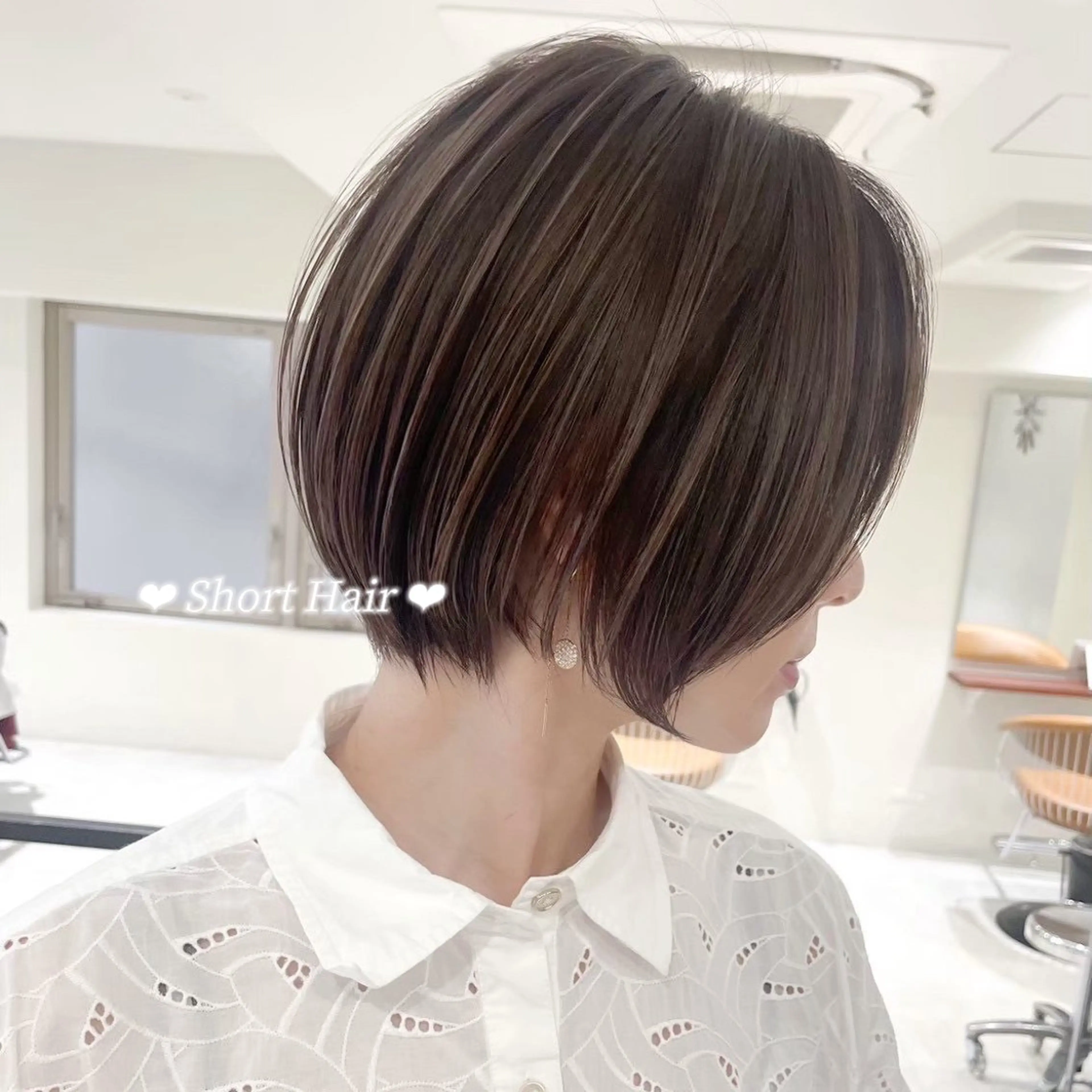 ショート 大塚 加奈恵のヘアスタイル