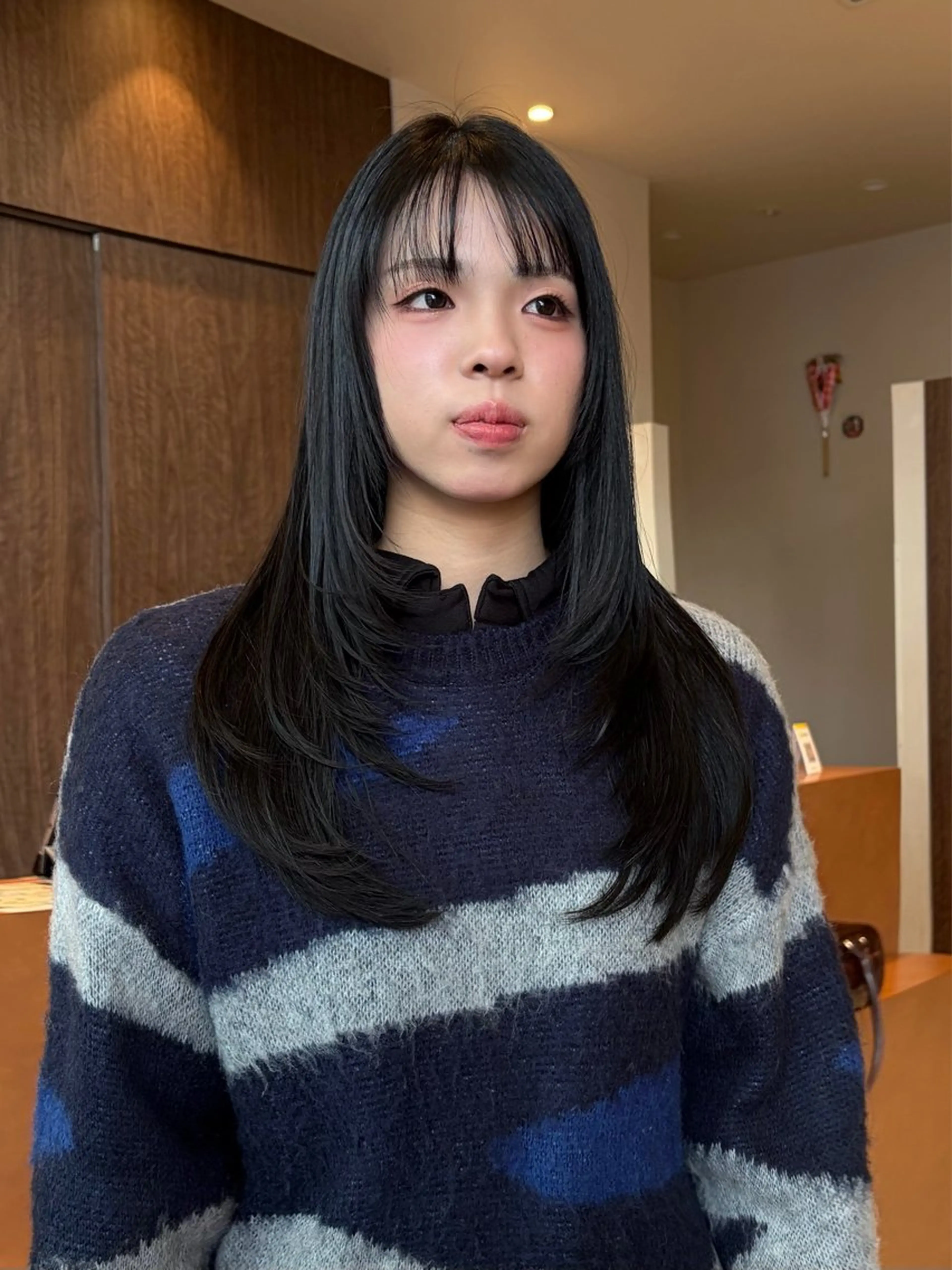 ロング ヨシンモリ 韓国風ヘア レイヤーカット カット ルナ｜縮毛矯正 ×デザインカラー🥝のマツエク・マツパデザイン
