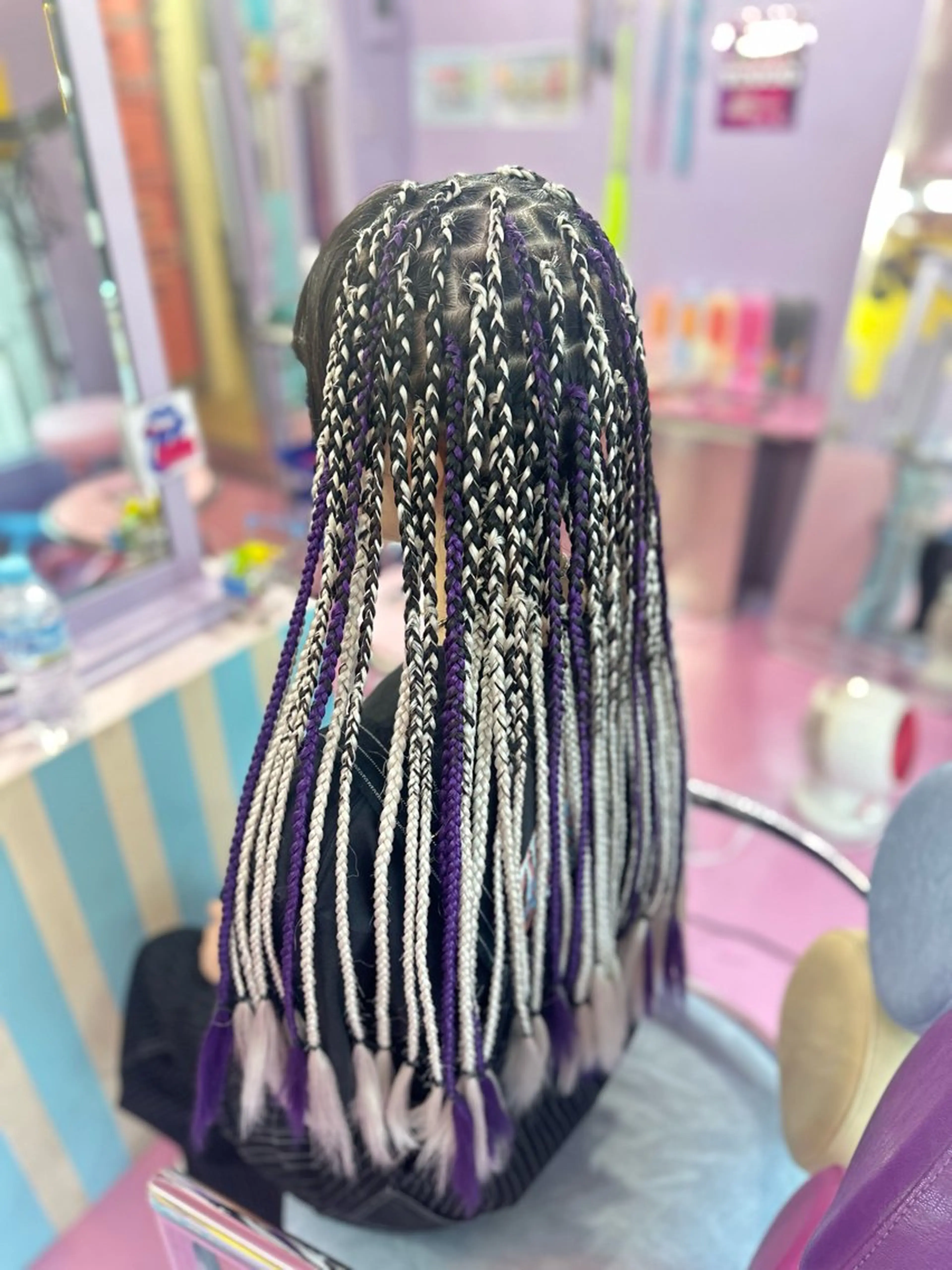ロング ロング ♮やっしー♮ 🌈派手髪🌈のヘアスタイル
