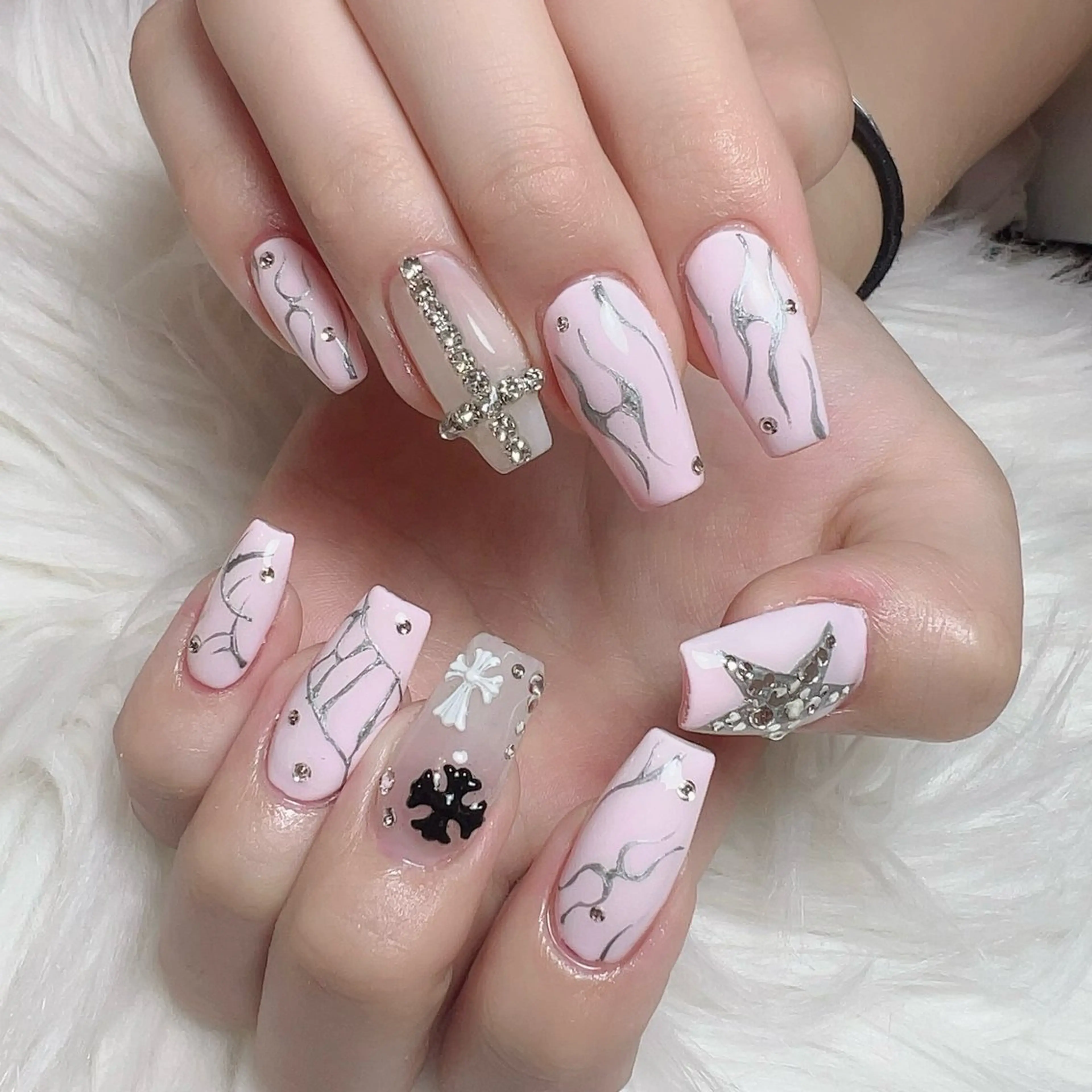 ネイル Nail salon EM（エム）諸星のネイルデザイン