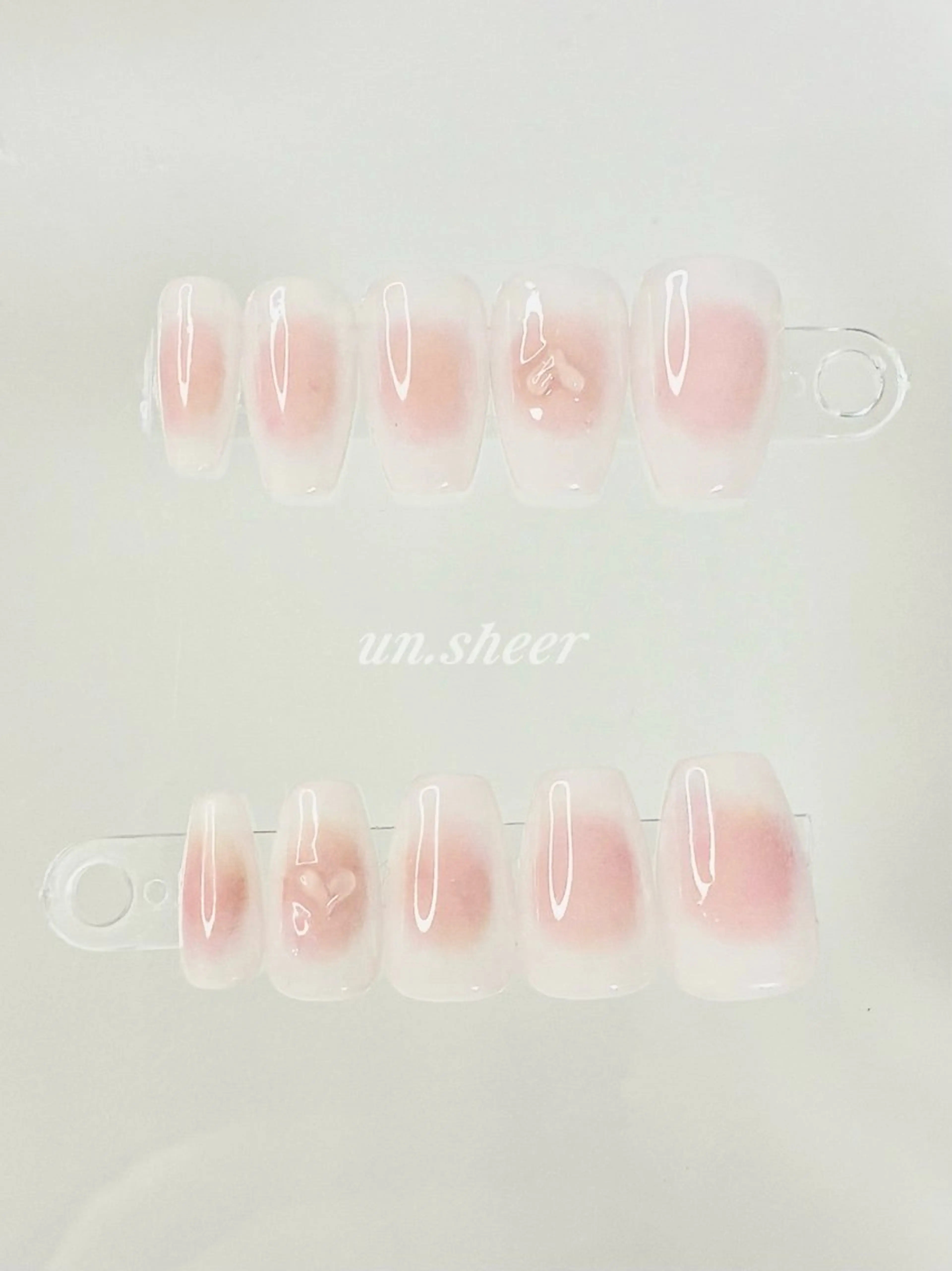 ネイル チークネイル ニュアンスネイル ハンドネイル nu.sheer honoのネイルデザイン