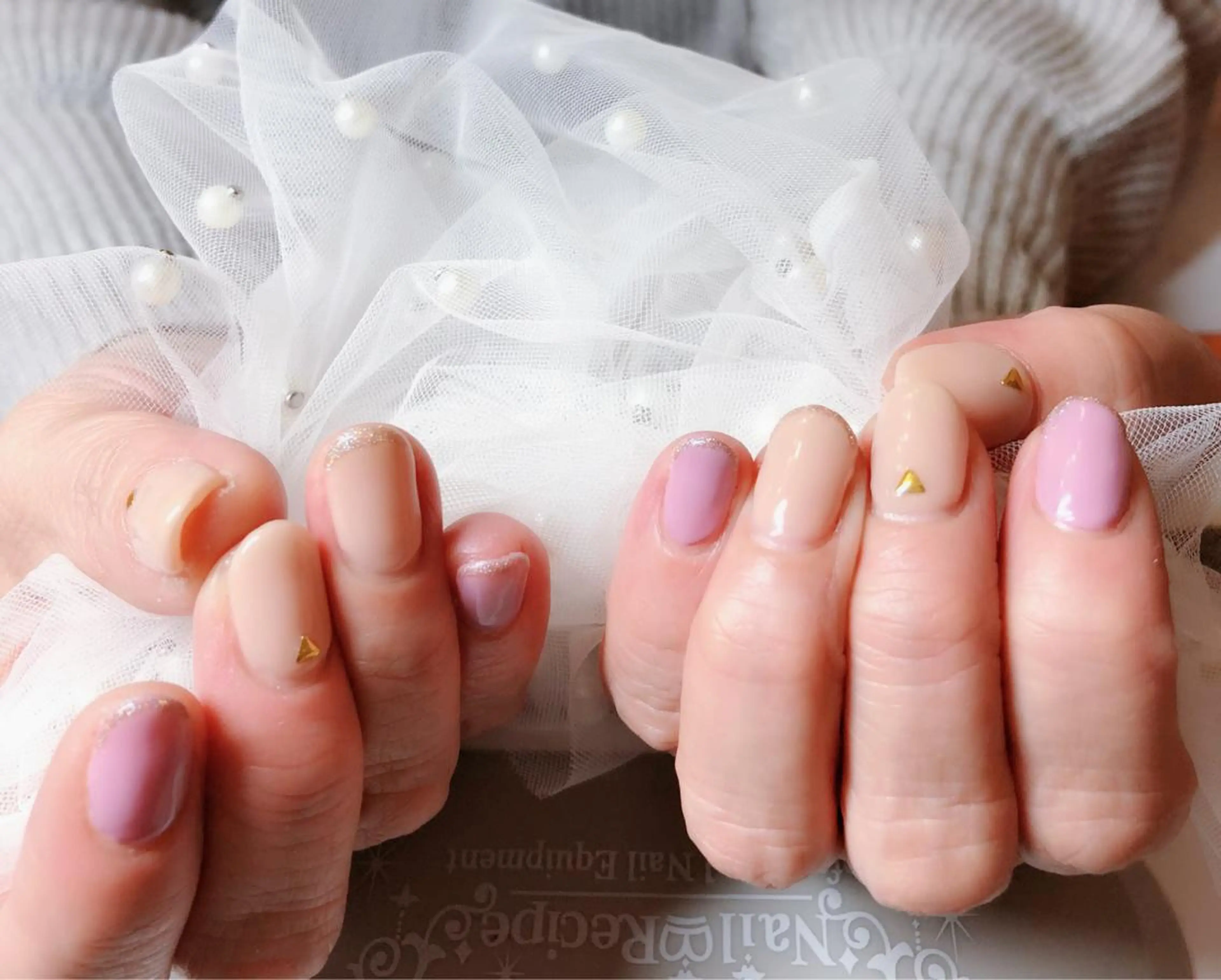 ネイル ハンドネイル マジック ミラーのネイルデザイン