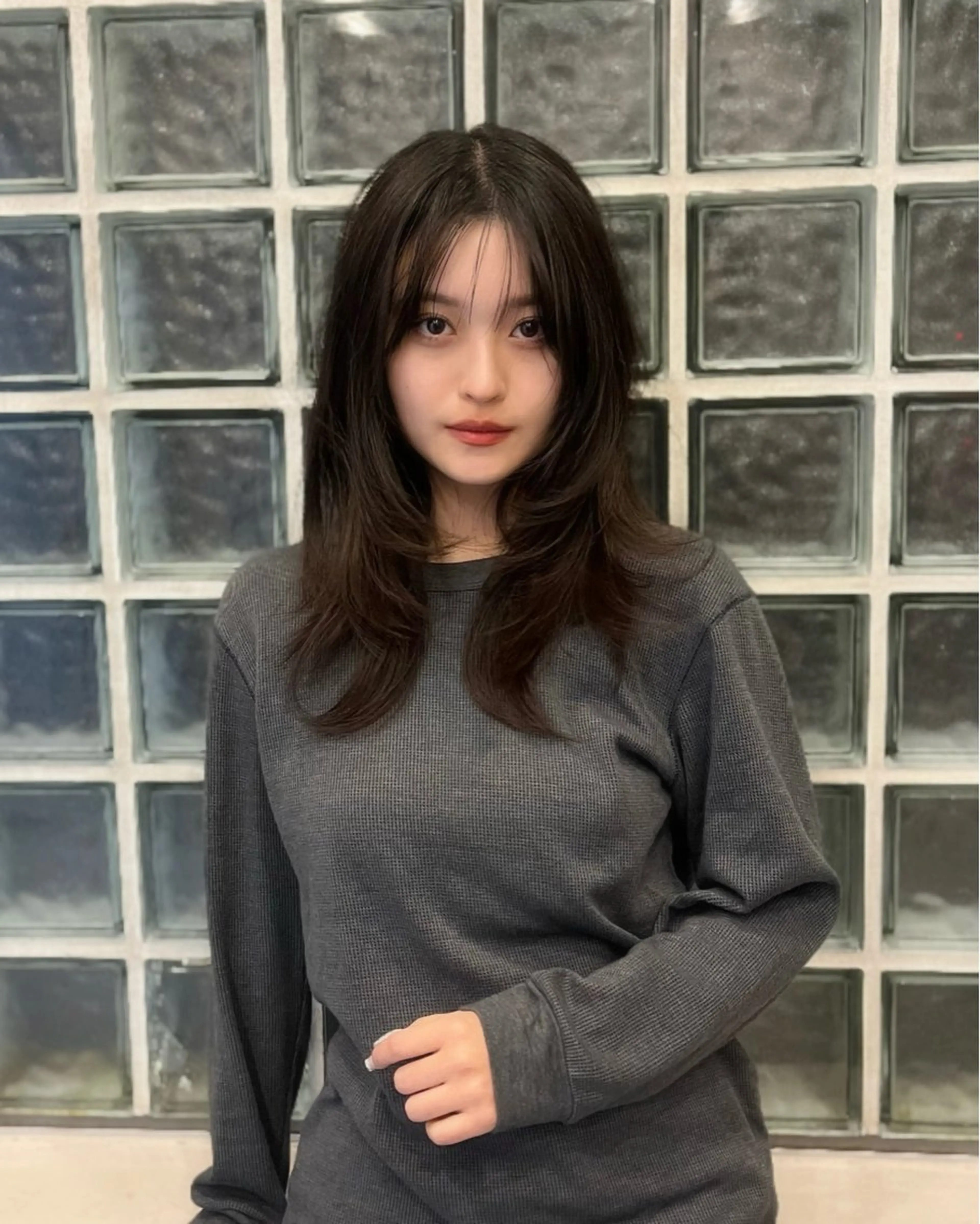 ミディアム カラー グレージュ ハッシュカット 縮毛矯正/ハイトーン /パーマ/せき🧸のヘアスタイル