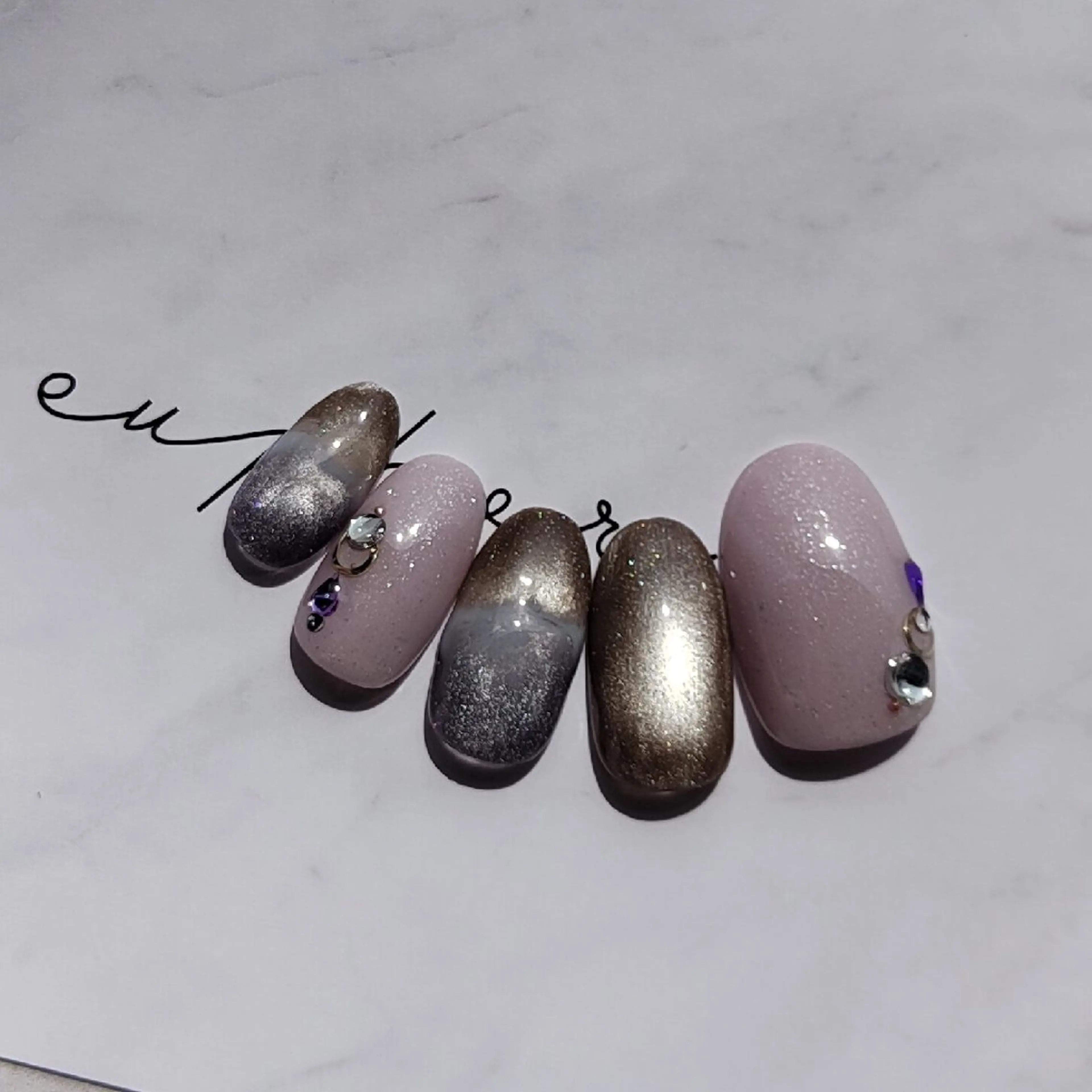 ネイル ハンドネイル mg nailのネイルデザイン