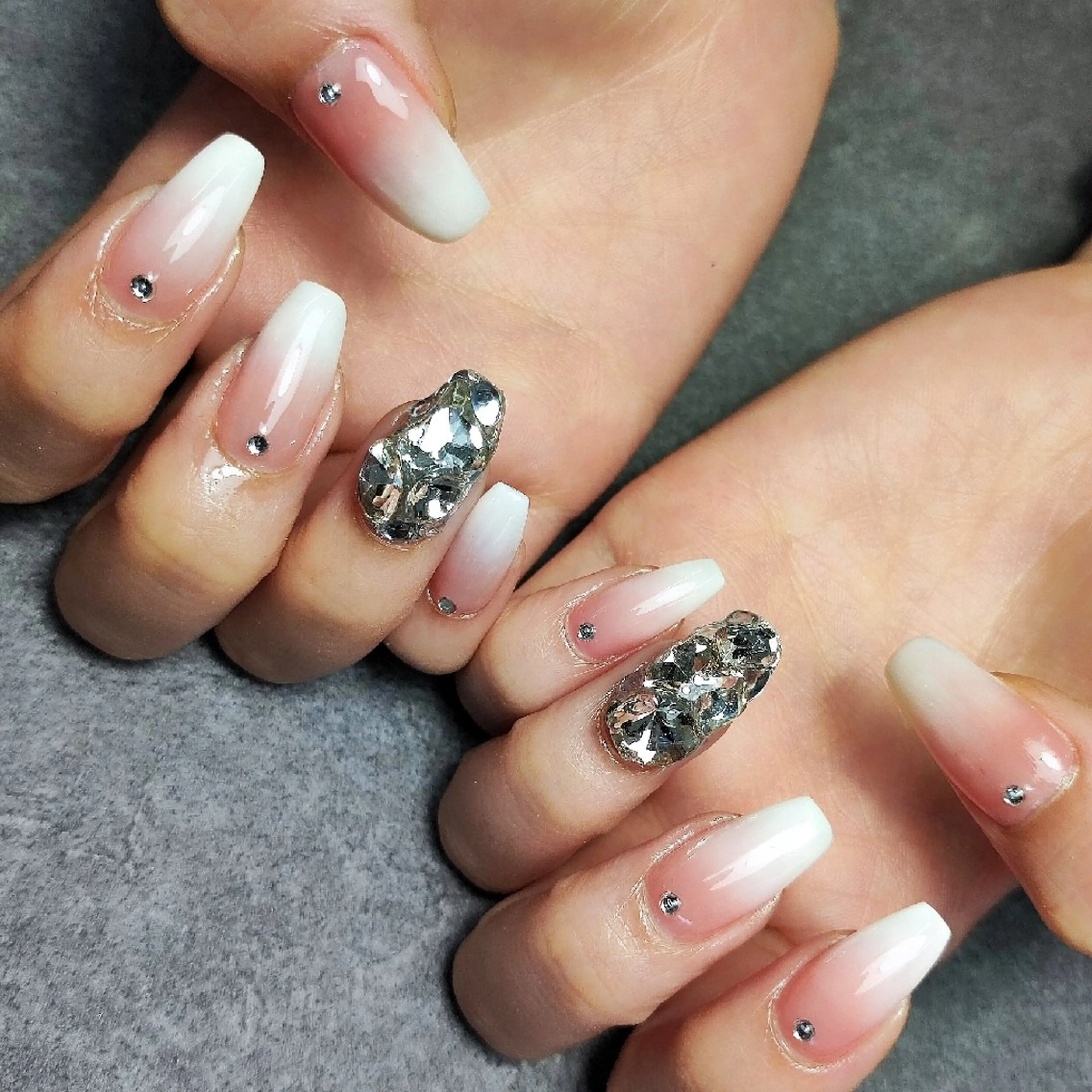 ネイル グラデーション ハンドネイル 個人サロン saltnailのネイルデザイン