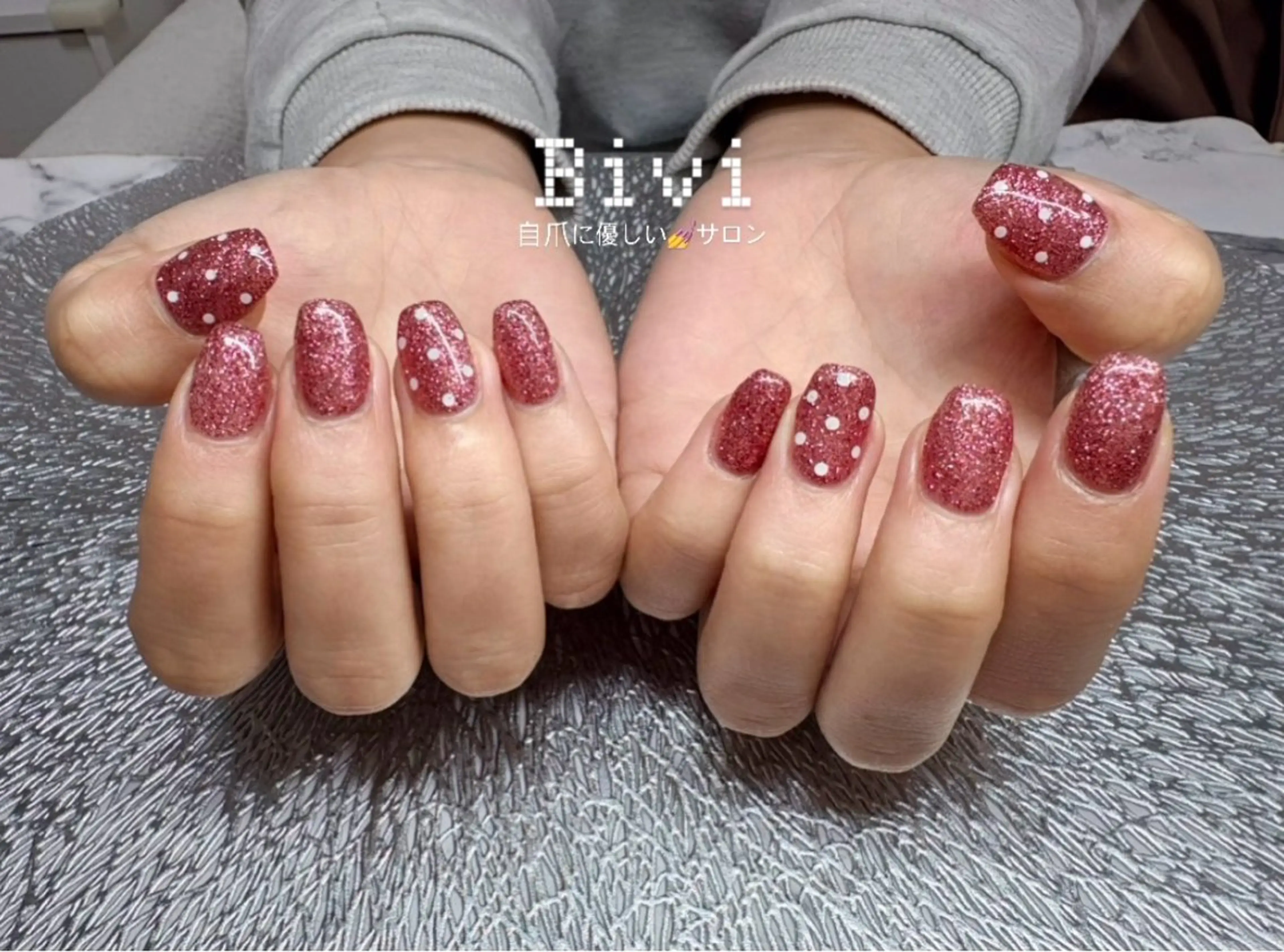 ネイル アートネイル ラメ(グリッター) 持ち込み バレンタイン 冬ネイル ハンドネイル ハンドケア ♡Bivi♡自爪に 優しいネイルサロンのネイルデザイン