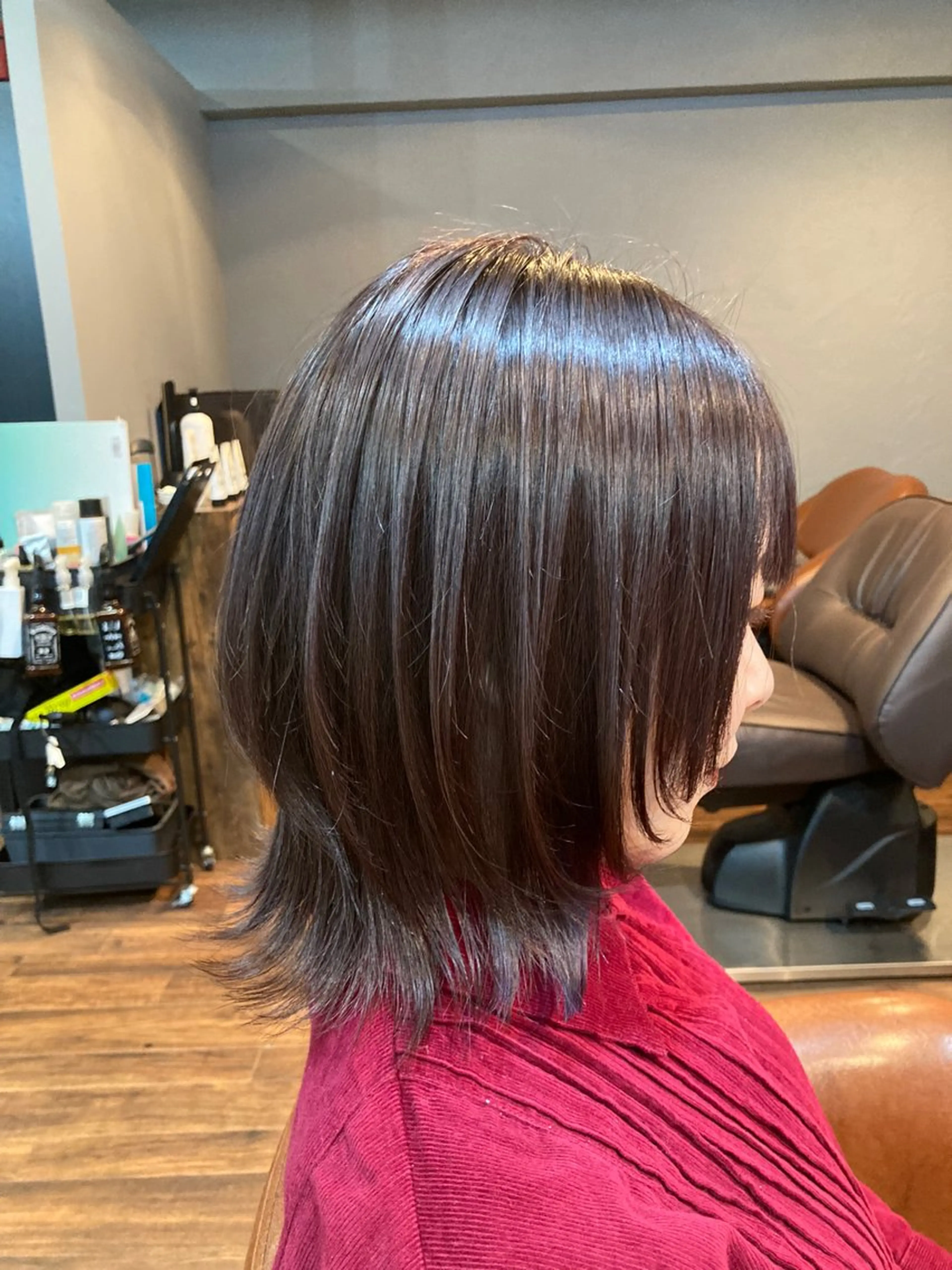 ミディアム カラー アッシュ パープルカラー ウルフカット カット ヘアカラー トリートメント FUGO原宿【代表】 髪質改善/イイヌマのヘアスタイル