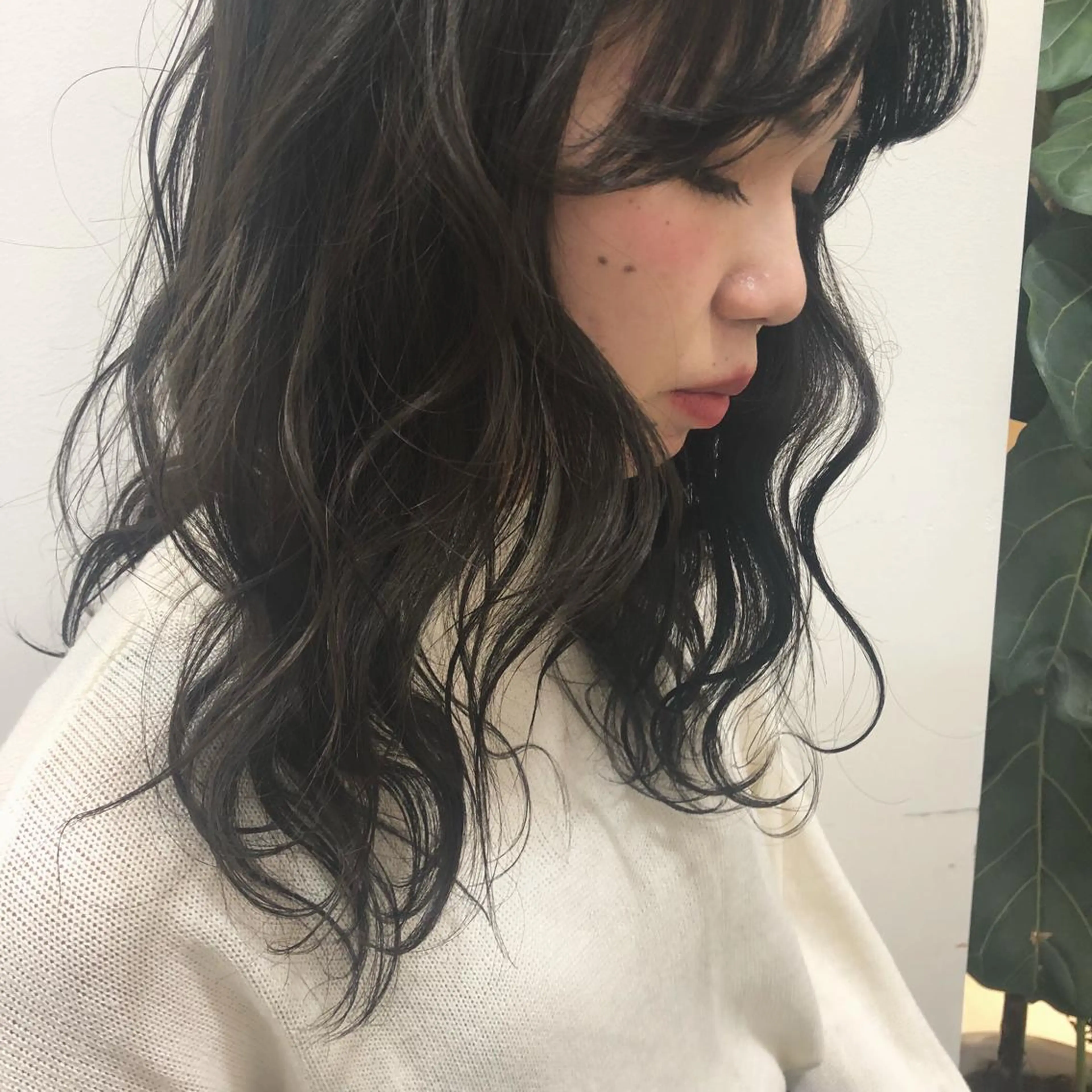 ロング 顔周りの垢抜けヘア 立山あいりのヘアスタイル