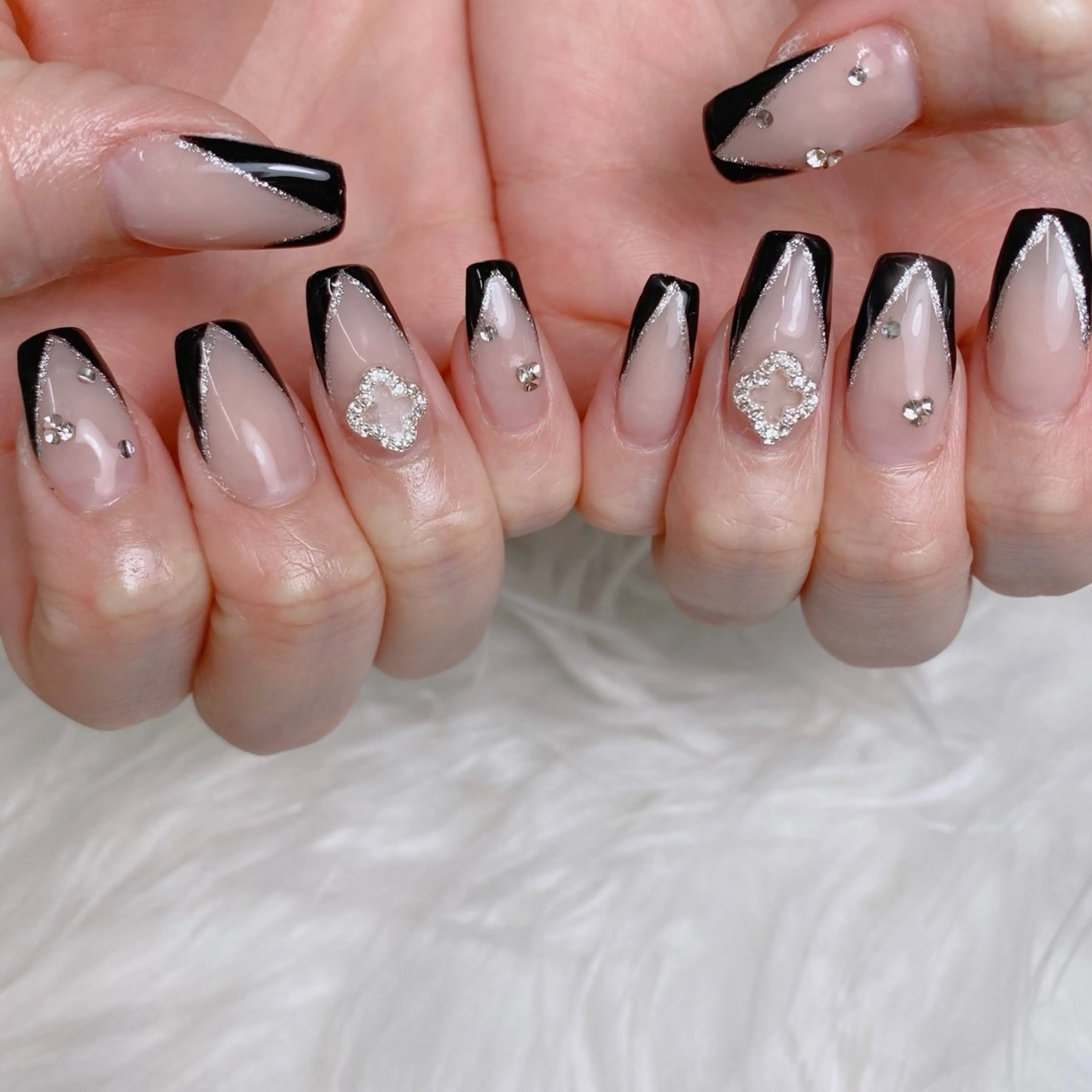 ネイル ハンドネイル フットネイル emma.nail kanakoのネイルデザイン