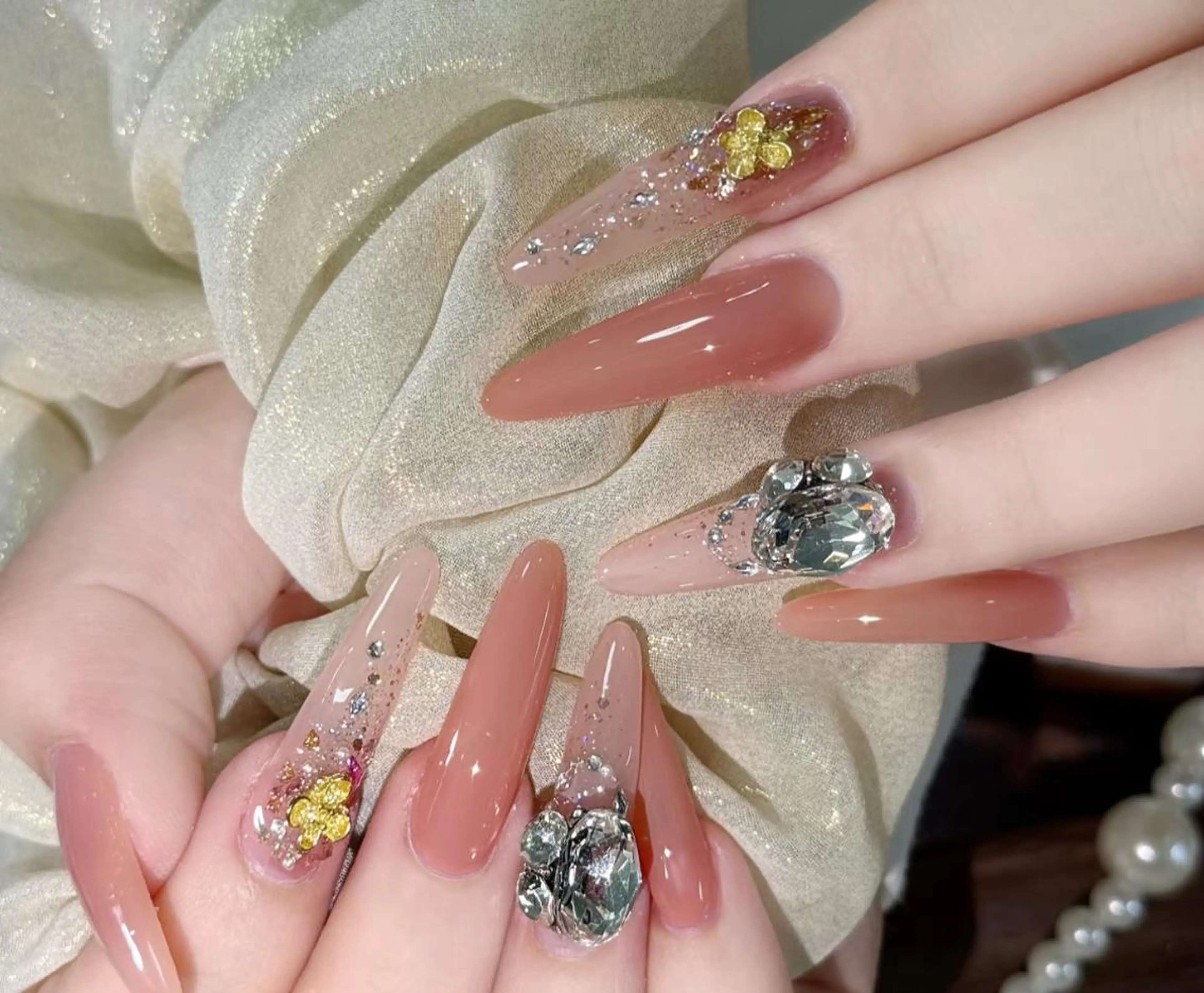ネイル ハンドネイル エリ🫧 nail池袋東口のネイルデザイン