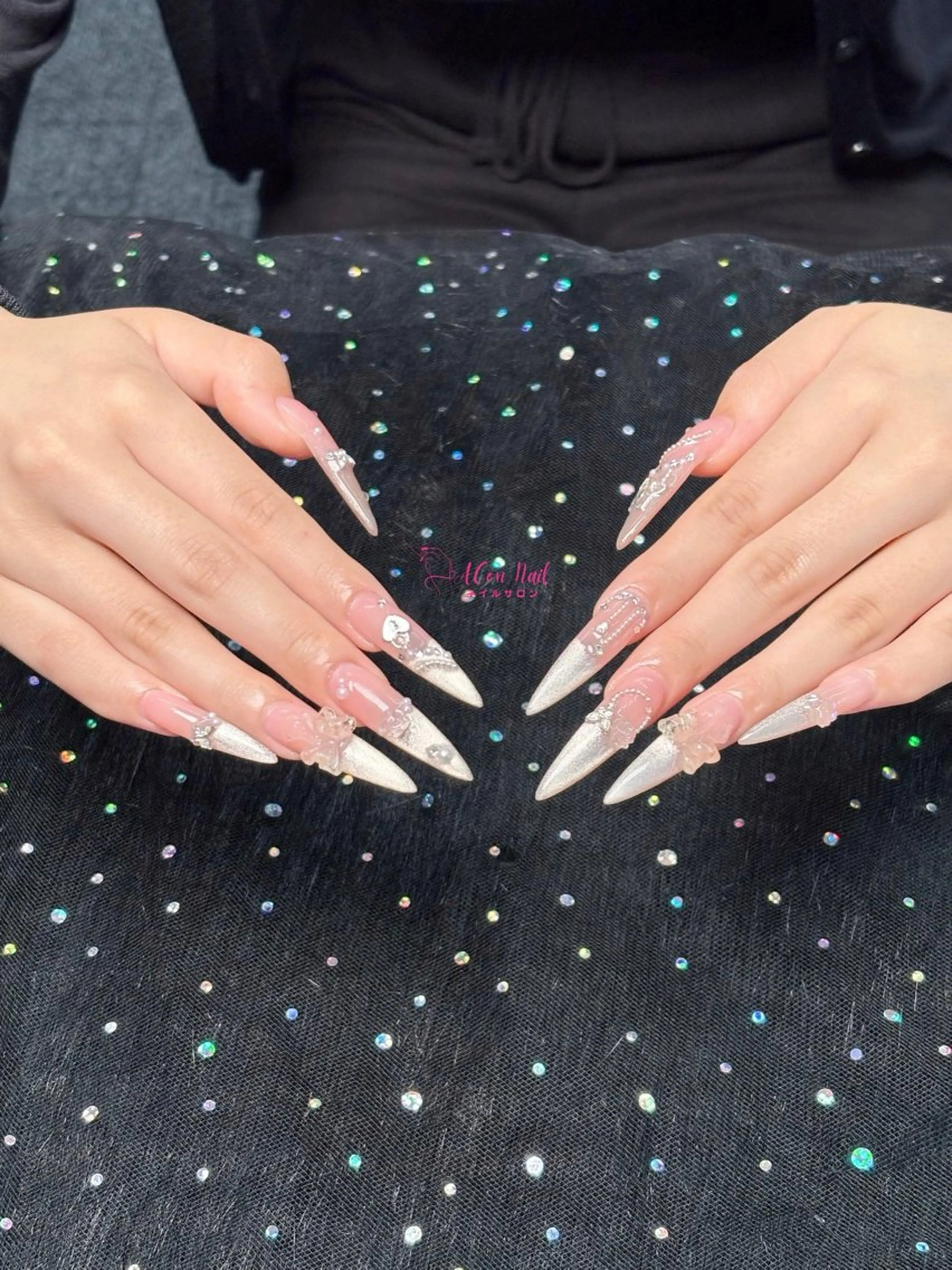 ネイル 桜ネイル 長さ出し フラワーネイル フレンチネイル ジェルネイル ハンドネイル ACon NailSalonのネイルデザイン