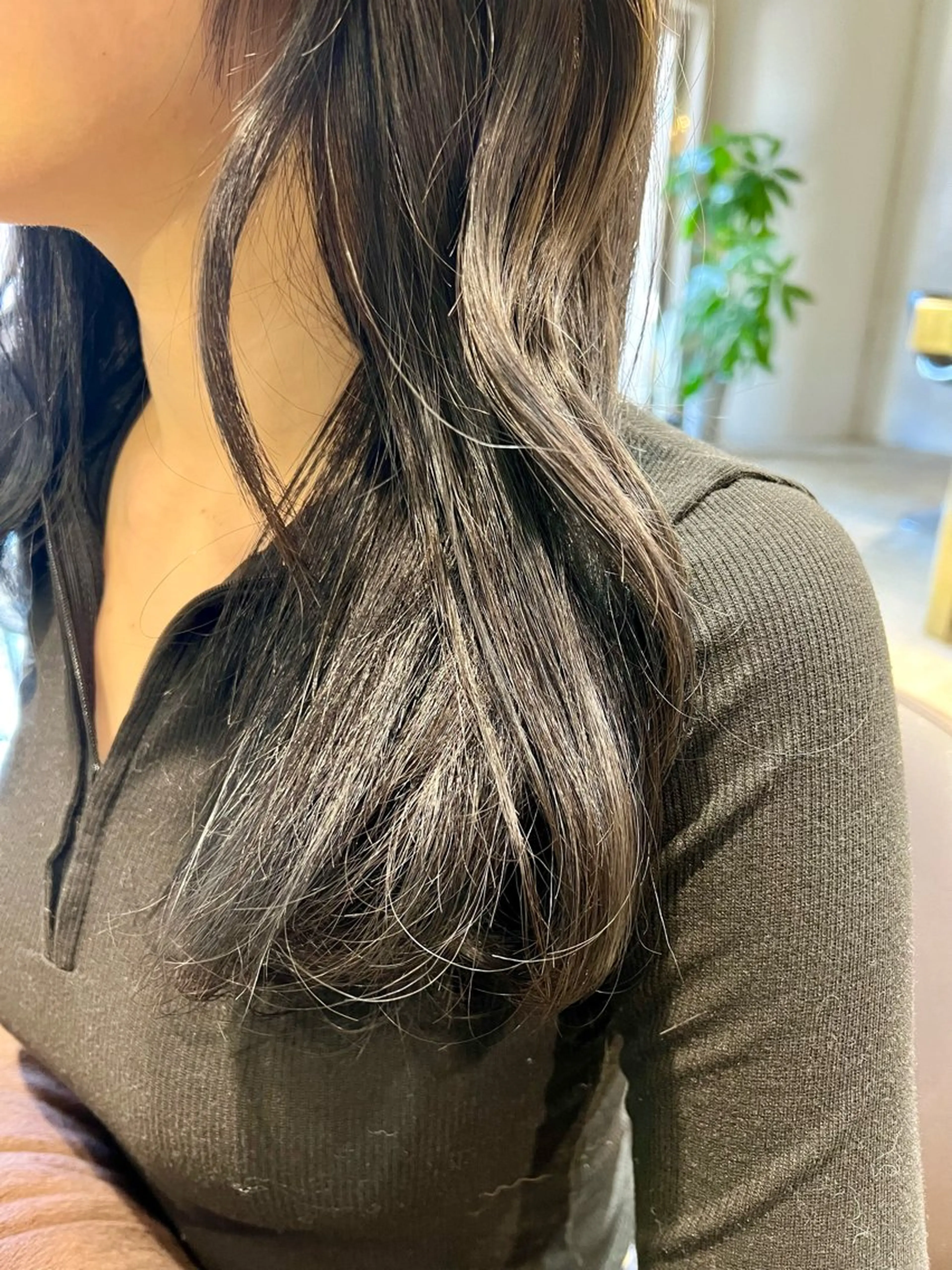 セミロング カラー ブルーカラー 透明感カラー ヘアカラー トリートメント ヘッドスパ カラースペシャリスト しょう🧑🏼‍🎨のヘアスタイル