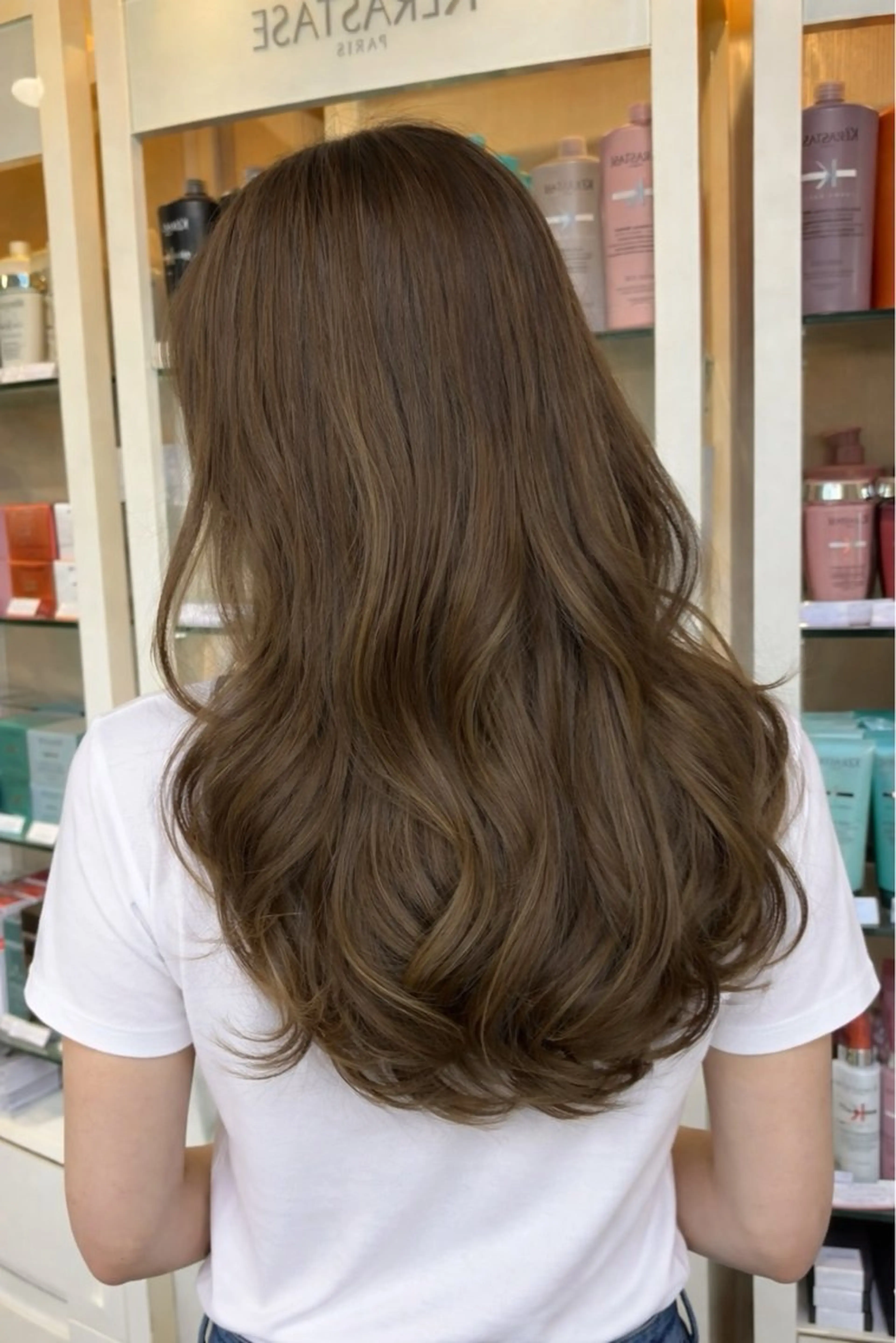 カラー 森 麗依奈のヘアスタイル