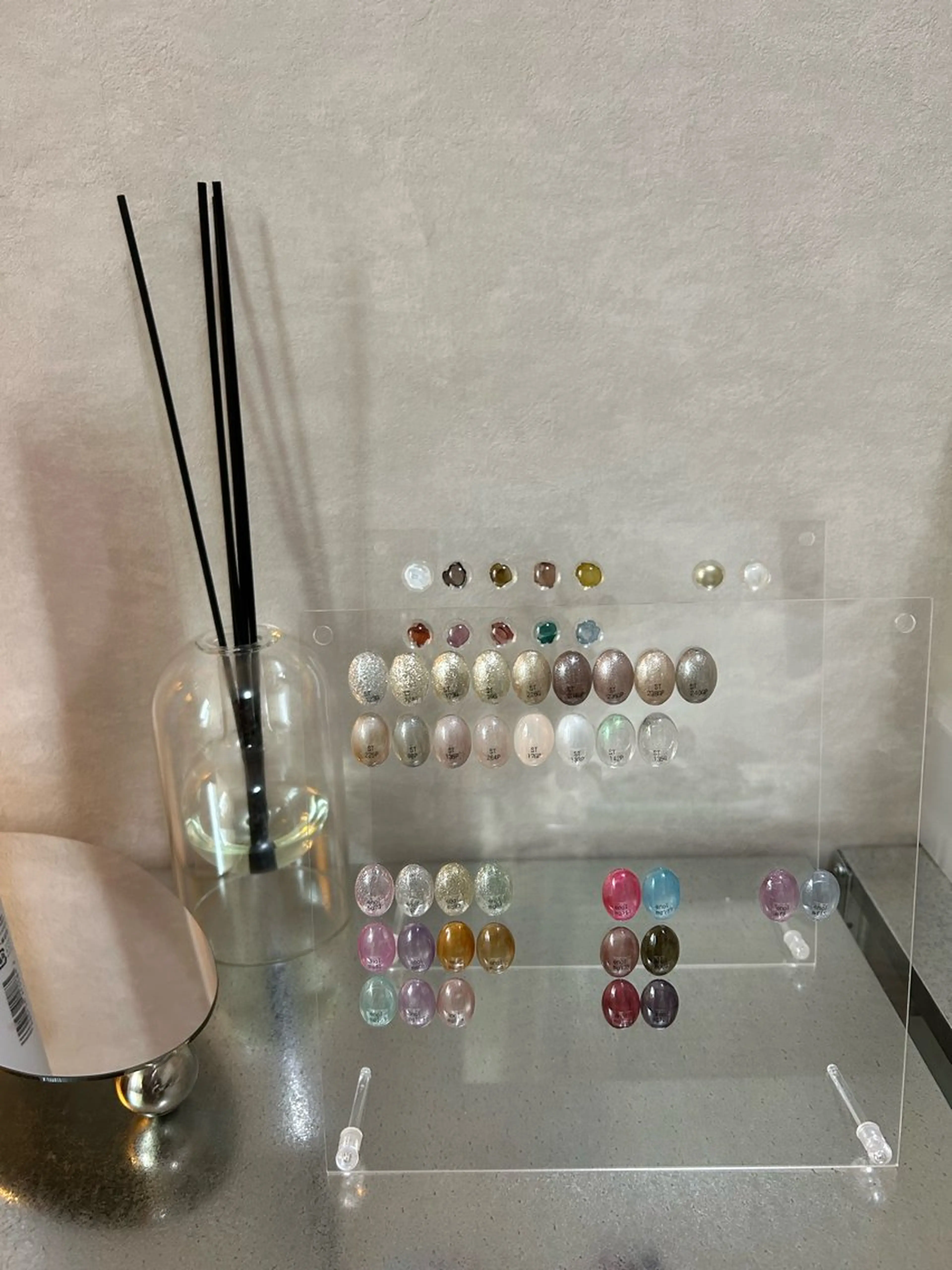 ネイル フラッシュネイル ラメ(グリッター) マグネットネイル ミラーネイル amun akariのネイルデザイン