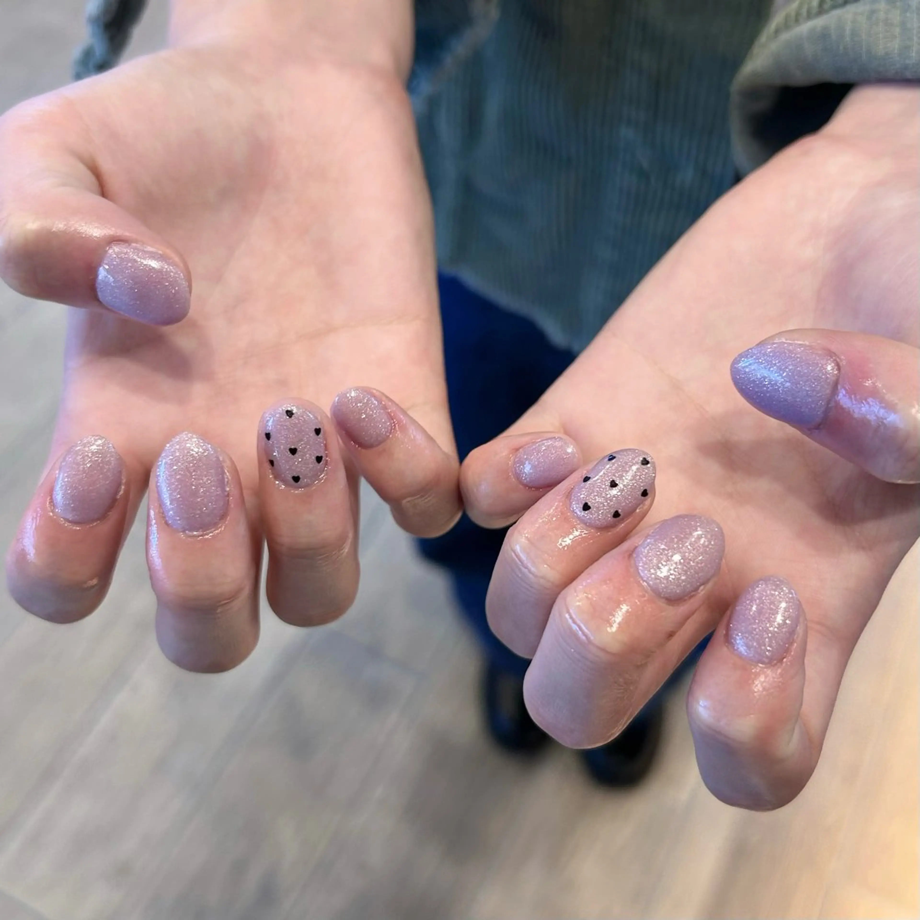 ネイル ラメ(グリッター) パープル 狭間 GRANBEAUTYのネイルデザイン
