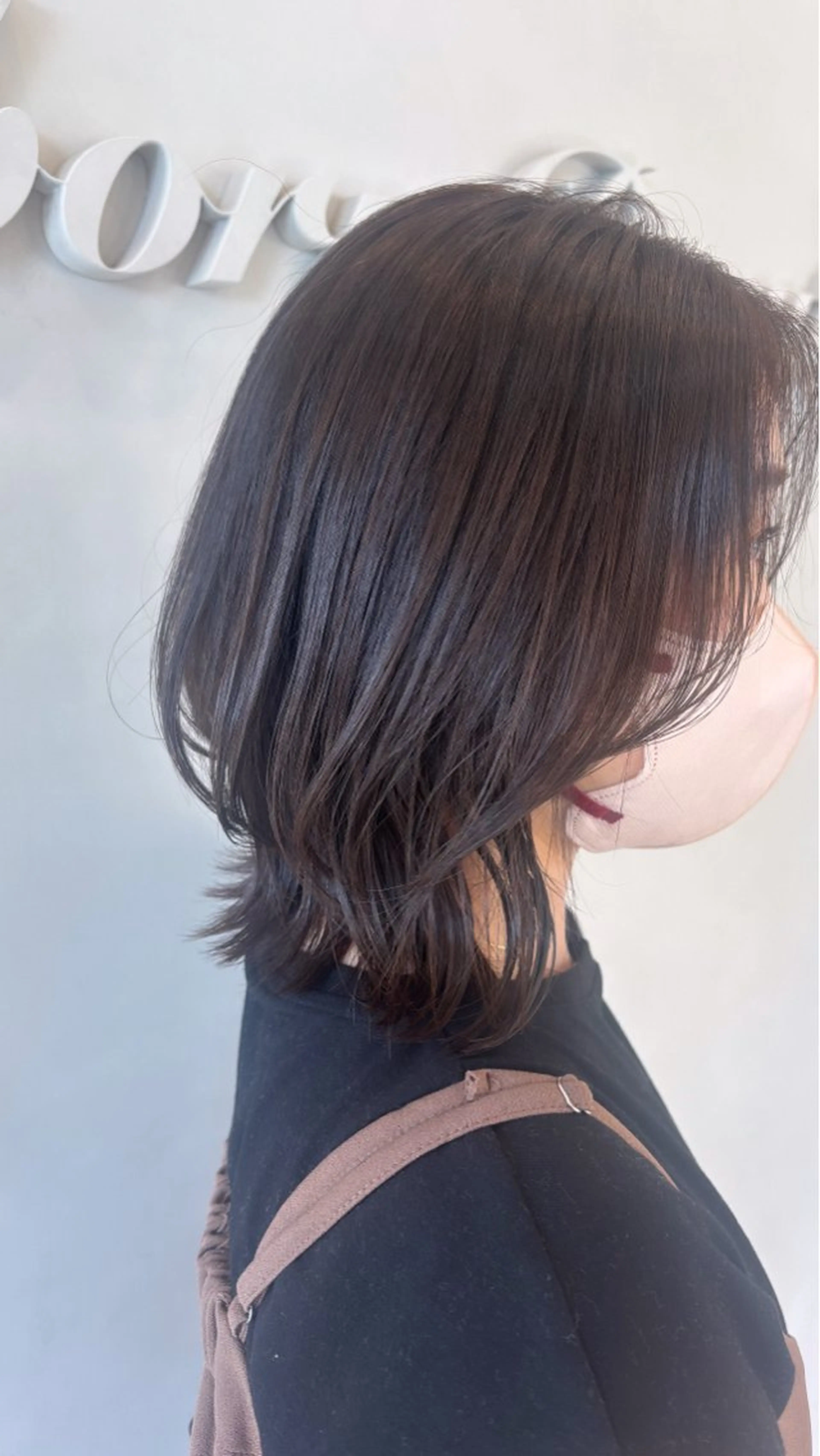 ミディアム reborn店長 🤍リルのヘアスタイル