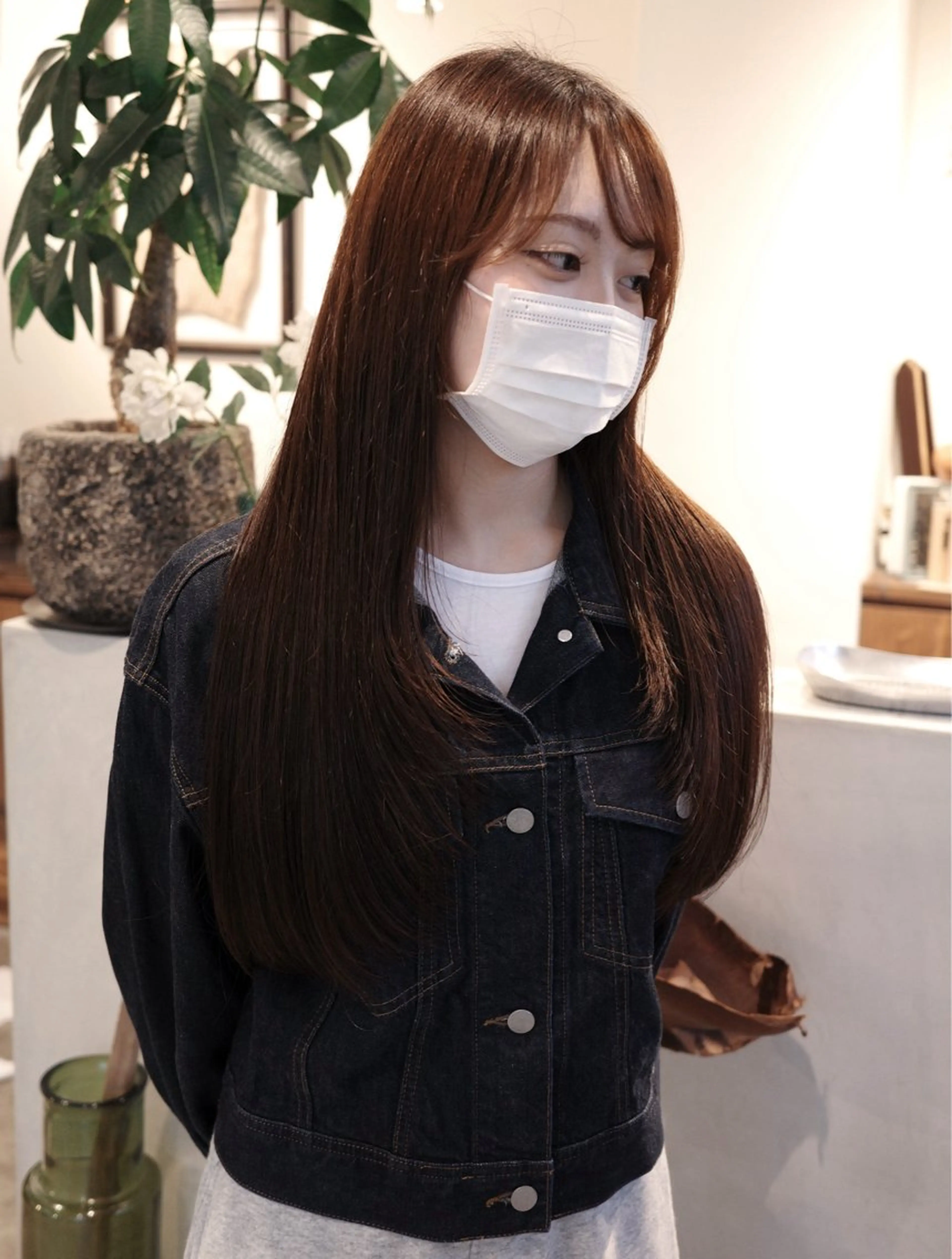 ロング レイヤーカット (𝐡)𝐰𝐢𝐦 𝐲𝐮𝐧𝐚のヘアスタイル