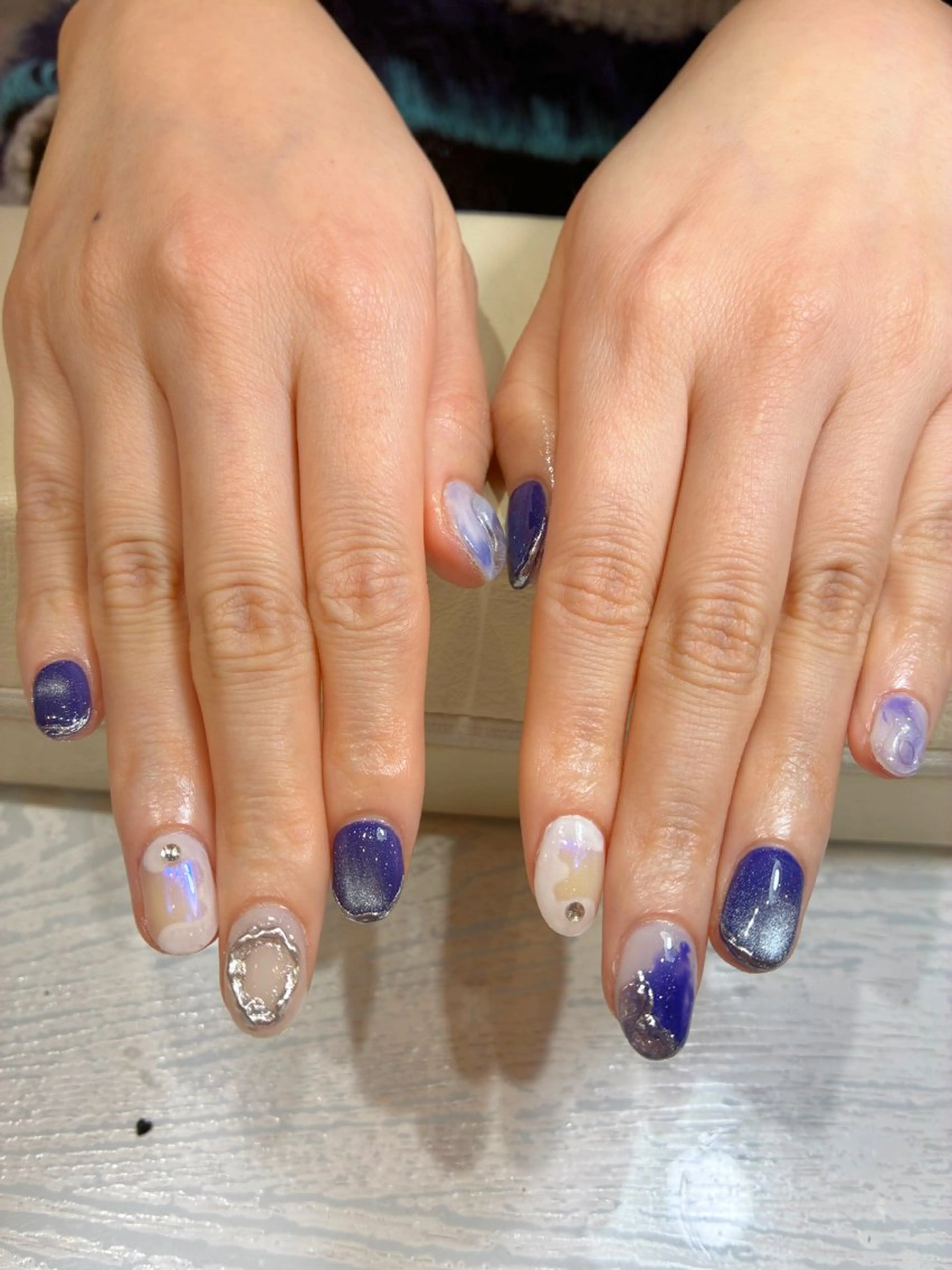 ネイル 持ち込み Nest 岩崎のネイルデザイン