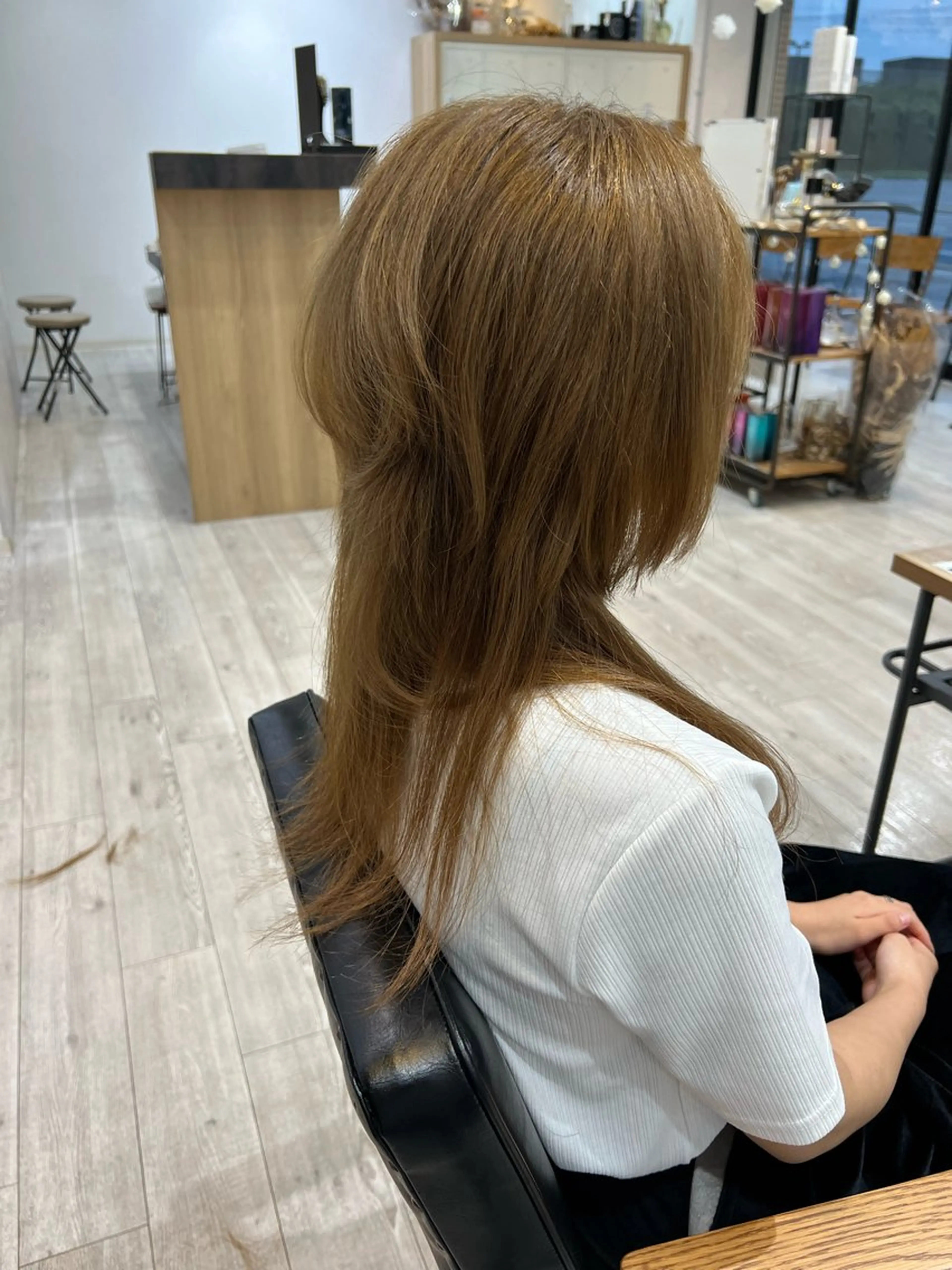 ロング カラー ハイトーンカラー ウルフカット 吉川 敬のヘアスタイル