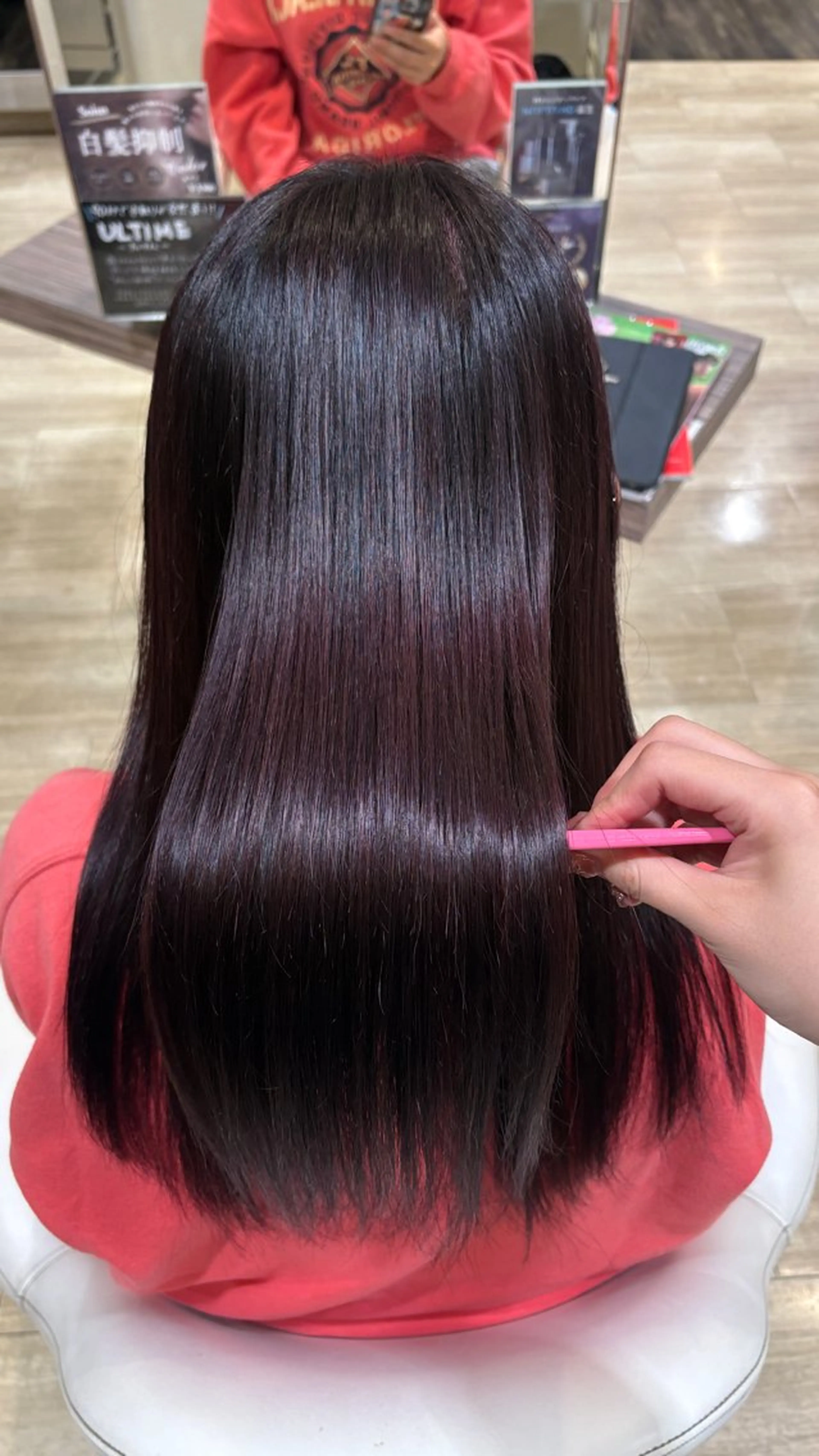 ロング 鈴木 心花のヘアスタイル