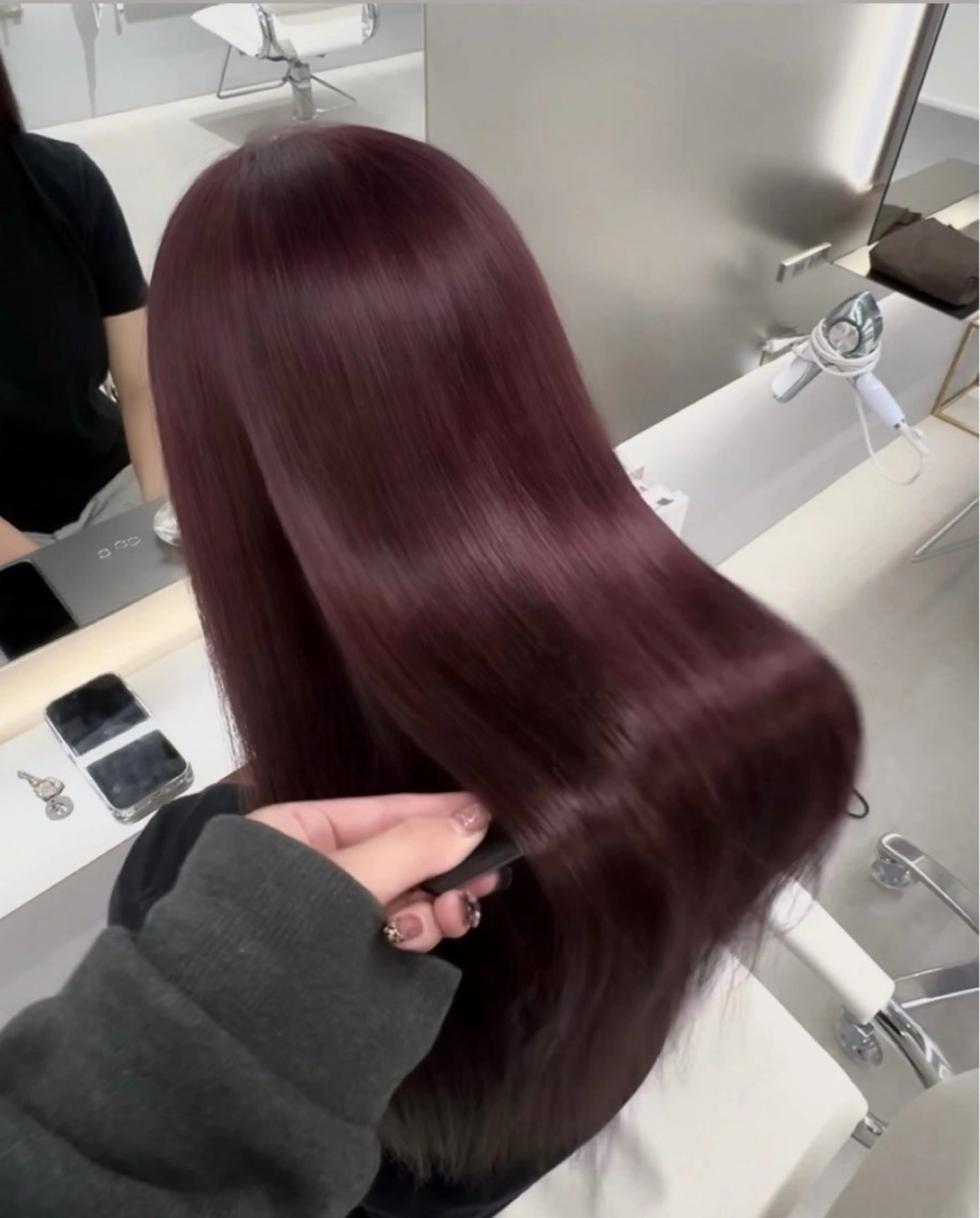 ロング ゆみ／ lei miuのヘアスタイル