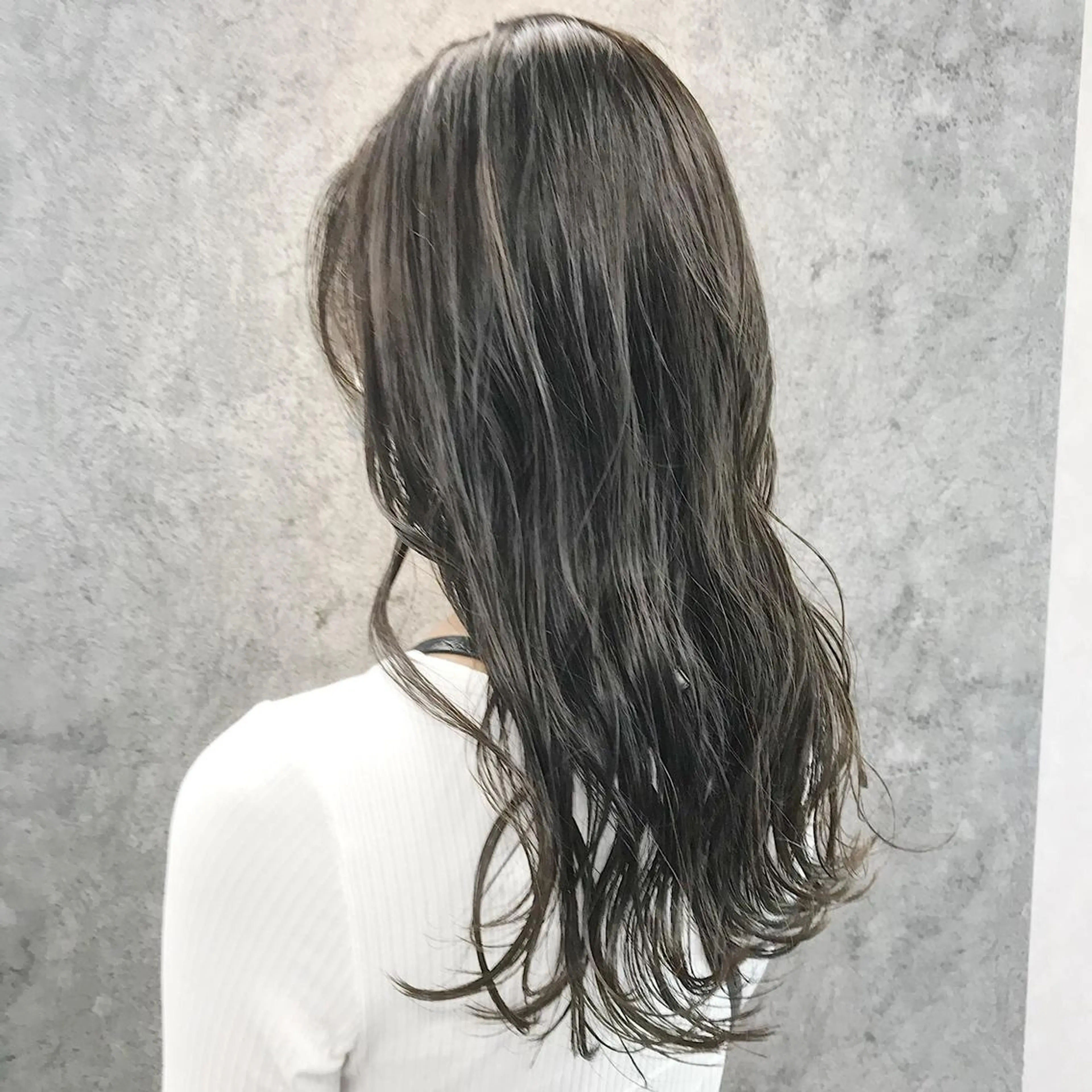 セミロング カット ヘアカラー トリートメント 所渉/韓国レイヤー /ウルフカットのヘアスタイル