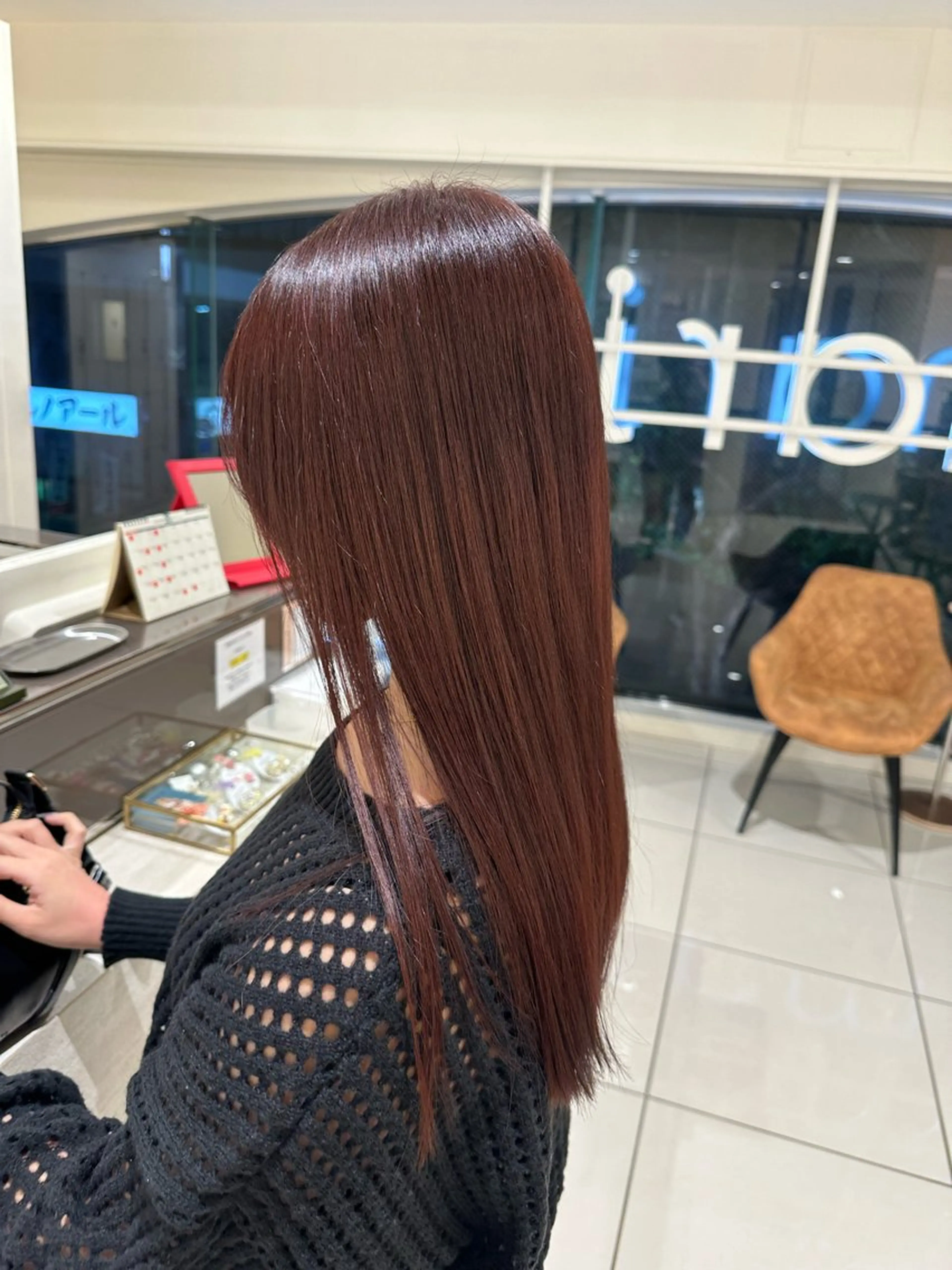 ロング カラー ヘアアレンジ タイトボブ個性派カラ ーAKANEのヘアスタイル