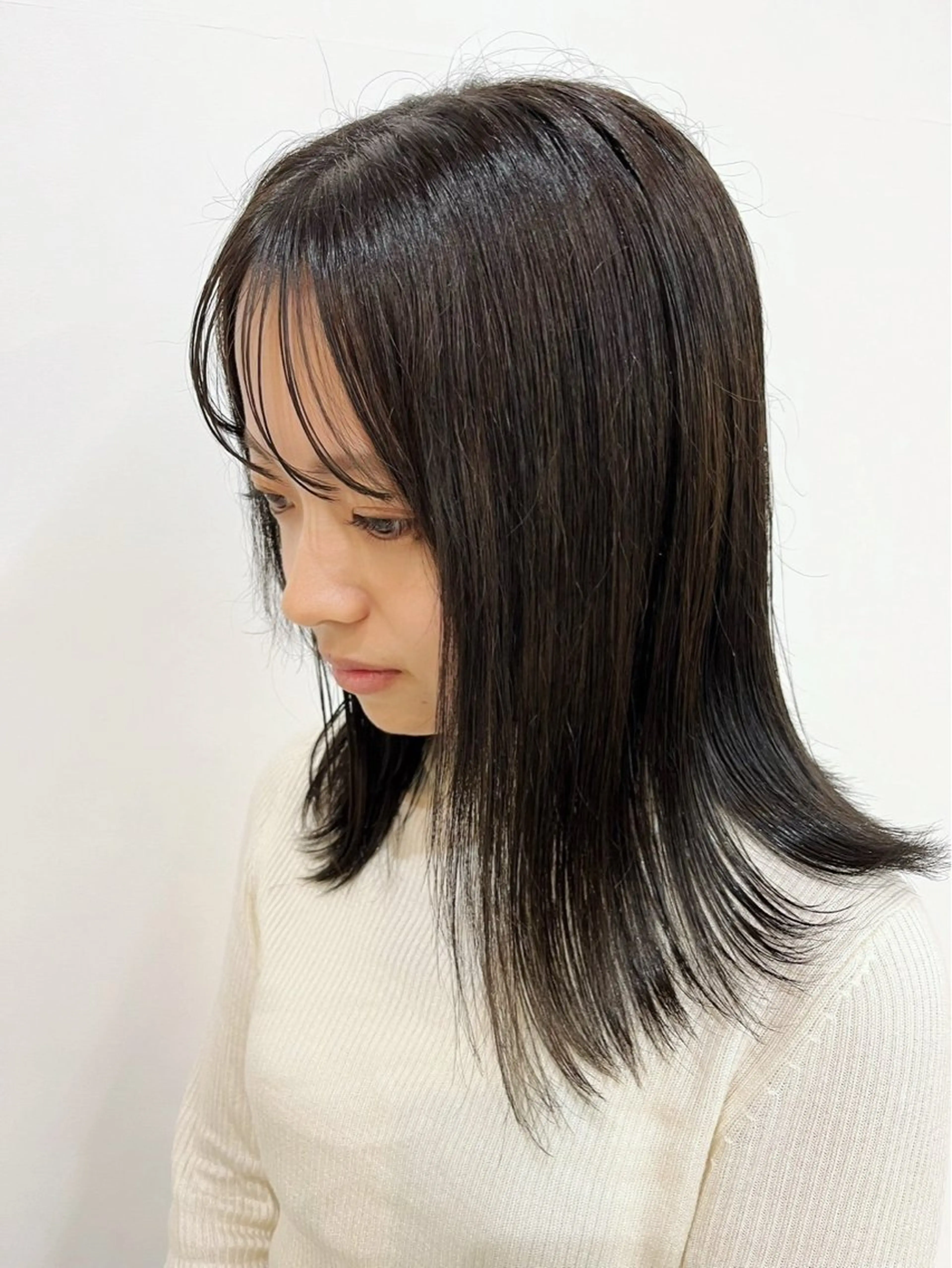 ミディアム カット ヘアカラー パーマ 縮毛矯正 トリートメント ヘッドスパ 堂脇 瑚白のヘアスタイル