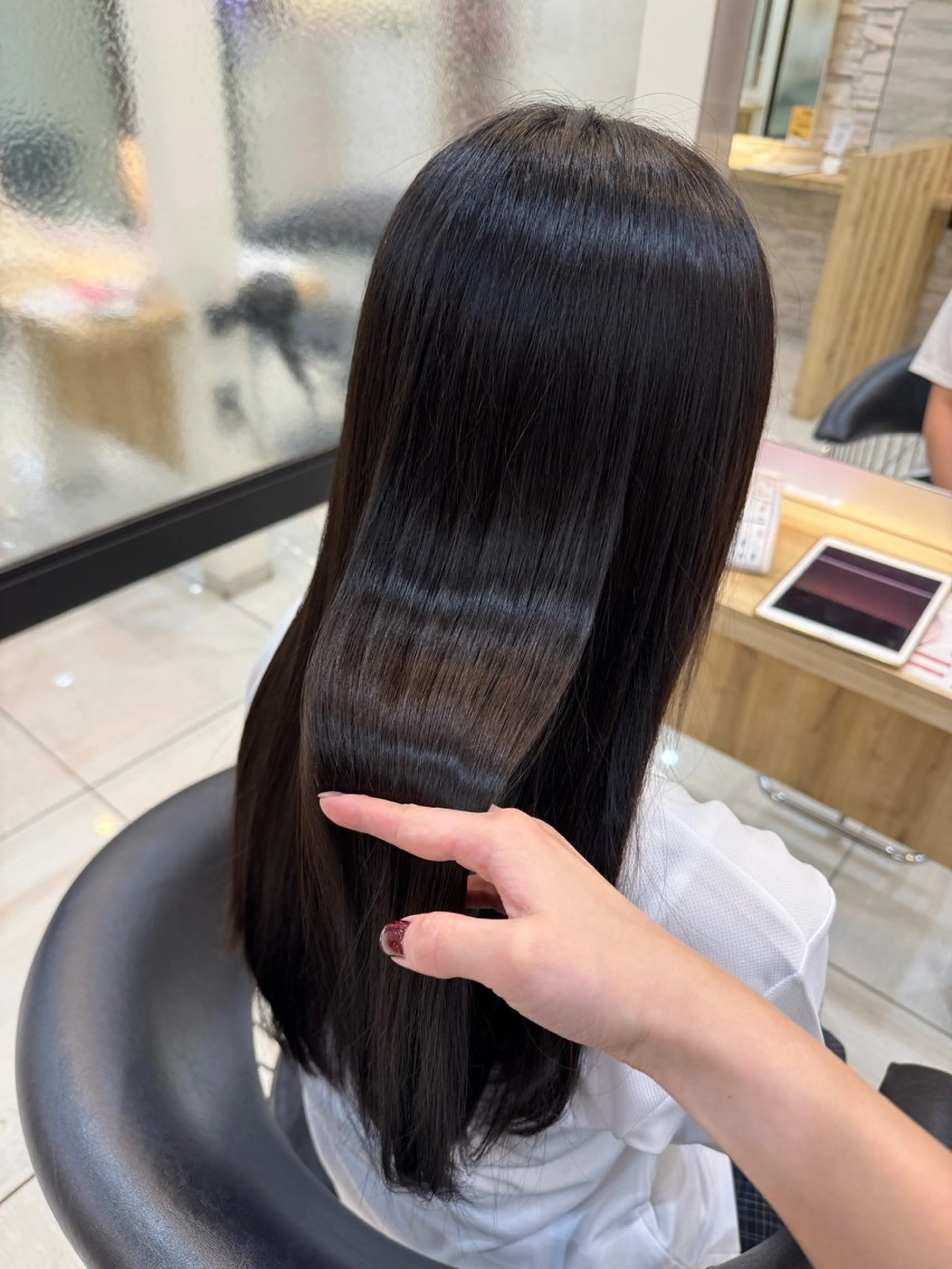 セミロング 縮毛矯正 Seeknext // Rukaのヘアスタイル