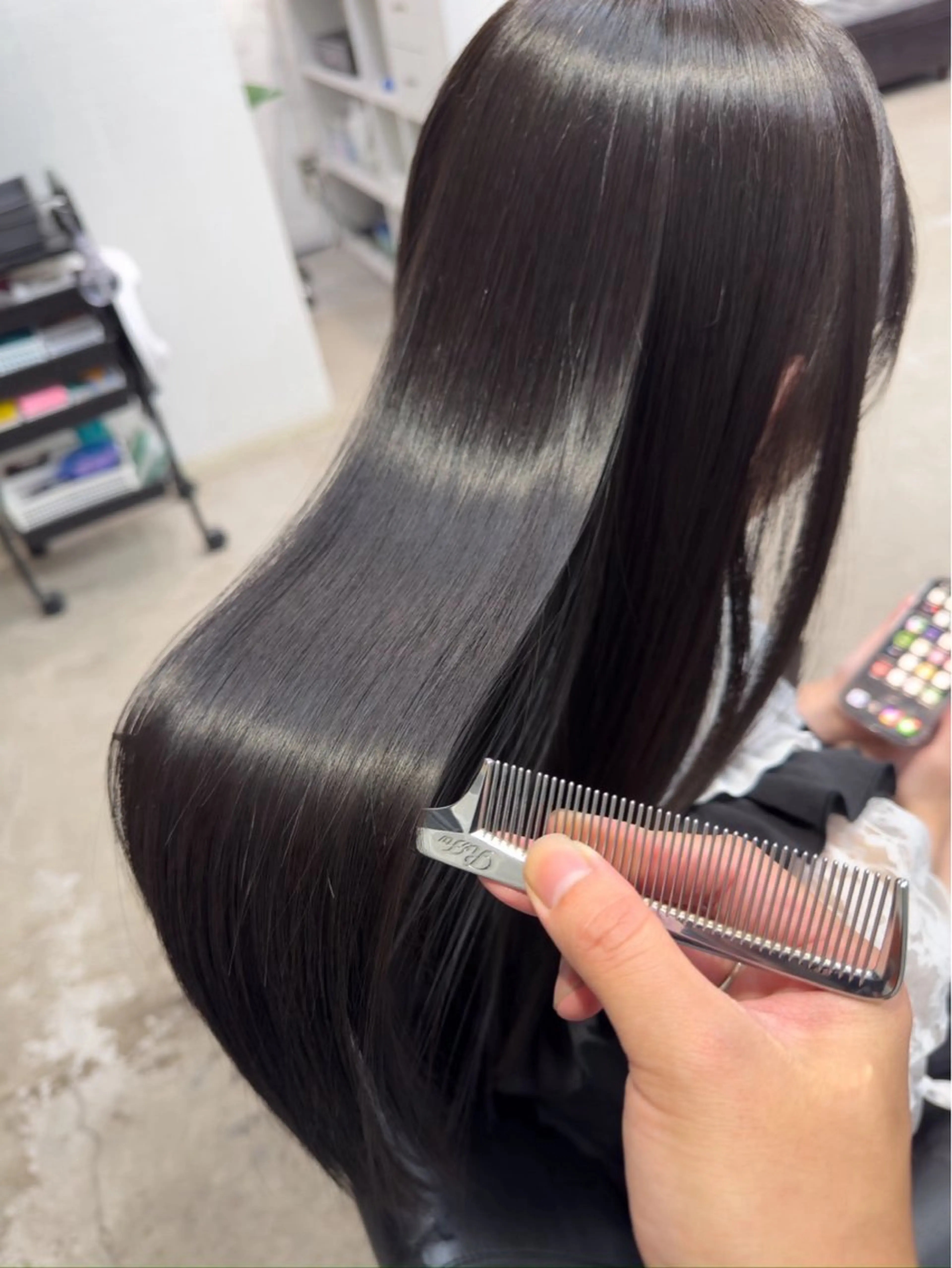 ロング 透明感カラー・ 髪質改善🩵イケダのヘアスタイル