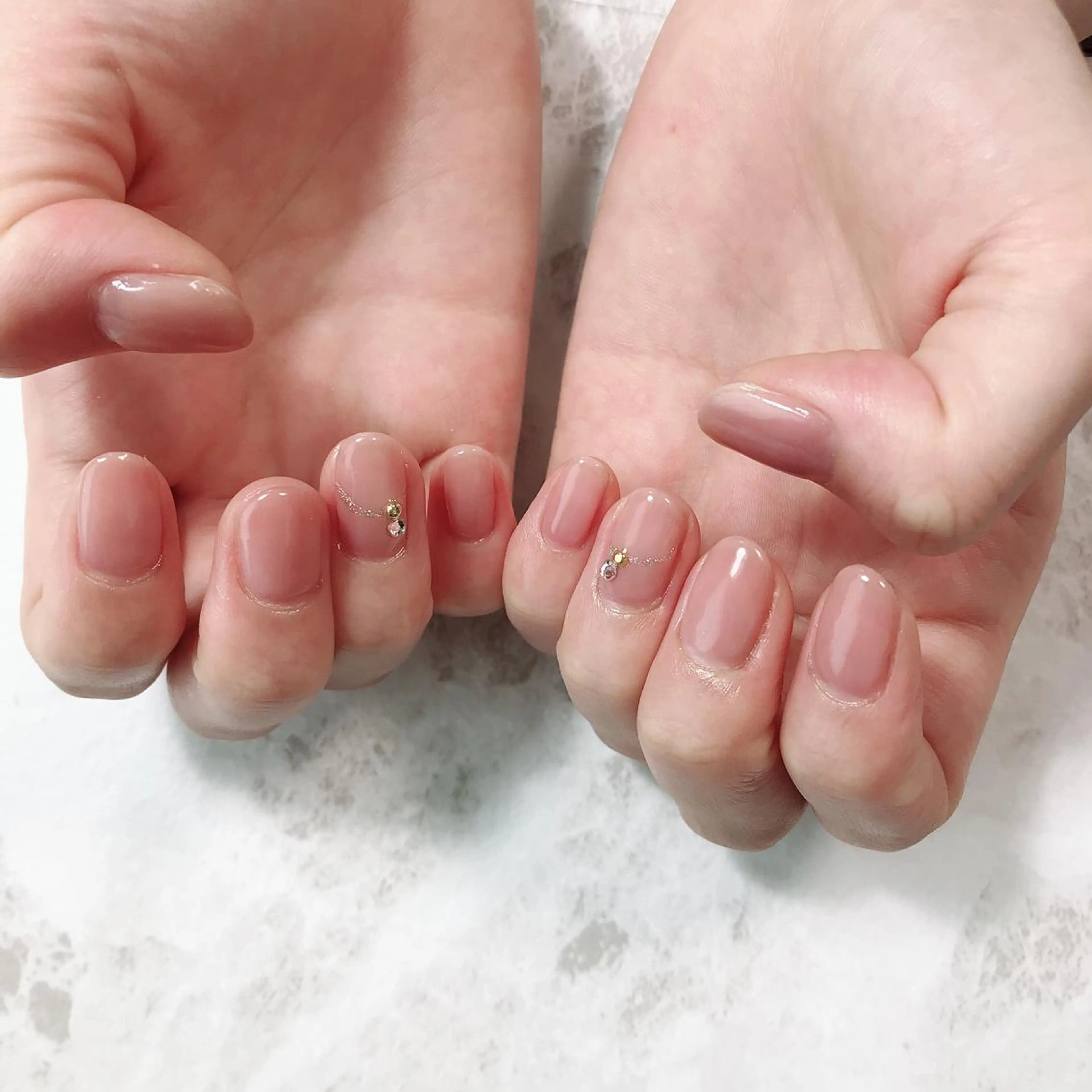 ネイル ワンカラーネイル ストーンネイル sereha nailのネイルデザイン