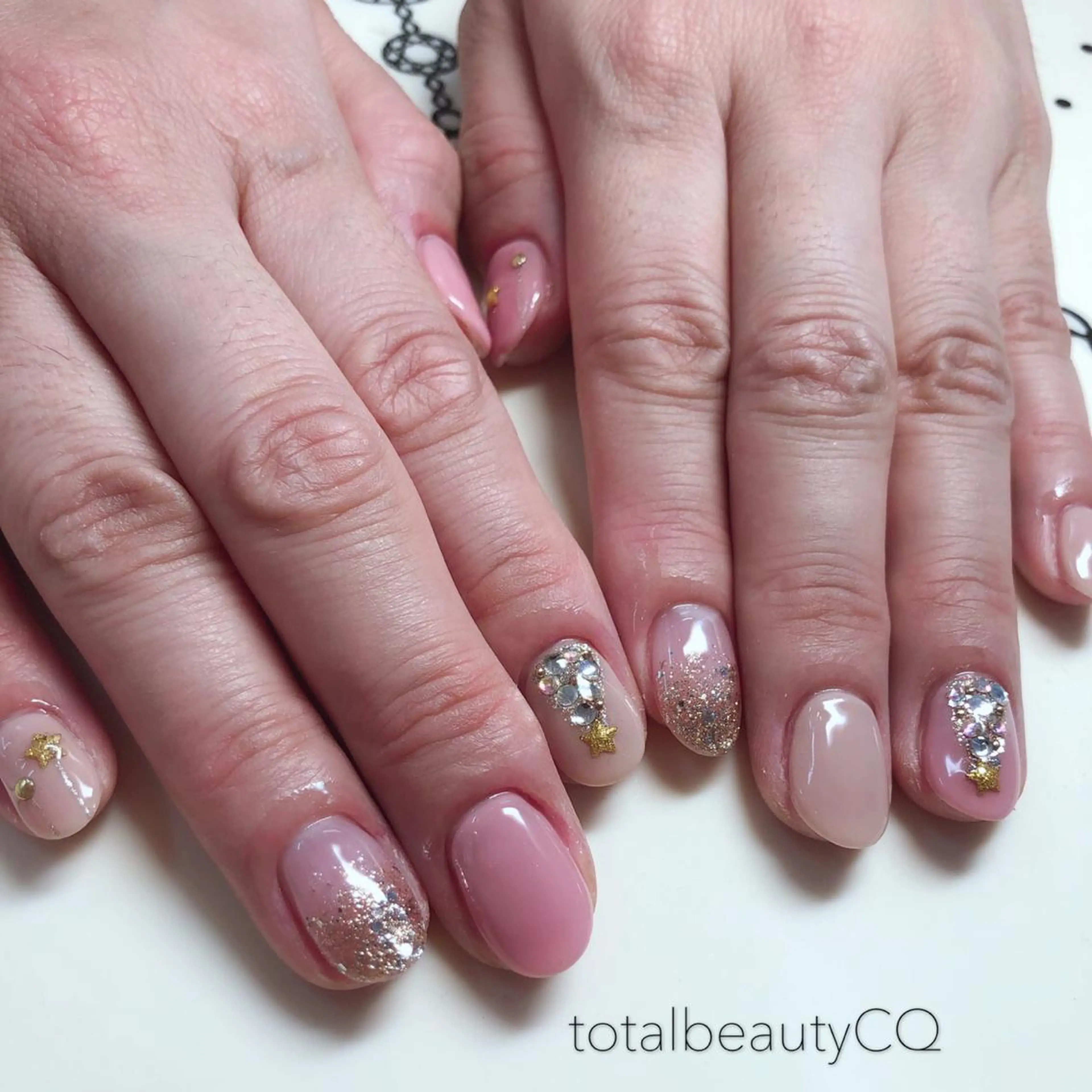 ネイル 冬ネイル クリスマス トータルビューティー CQのネイルデザイン