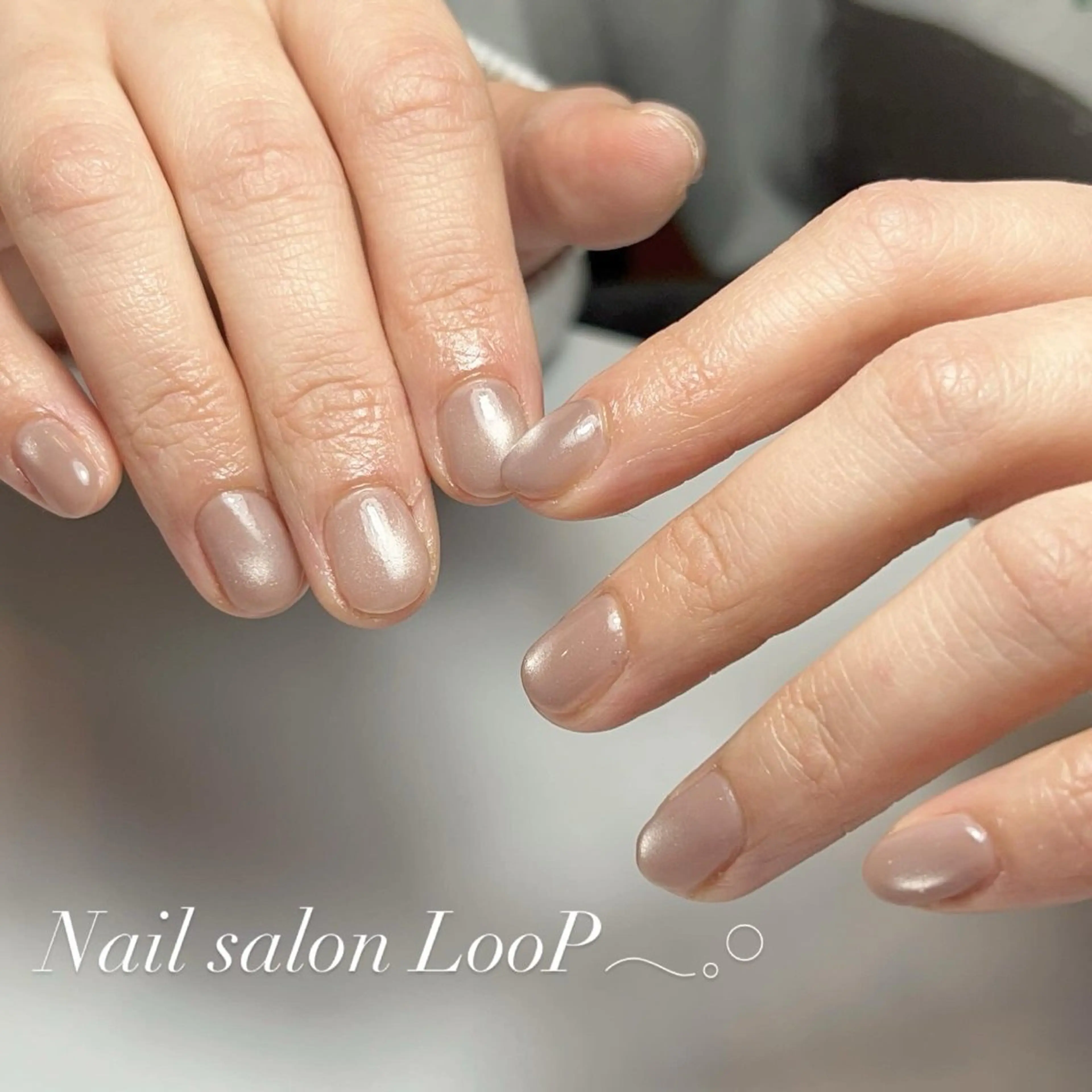 ネイル マグネットネイル オフィスネイル ハンドネイル LooP - RECO-のネイルデザイン