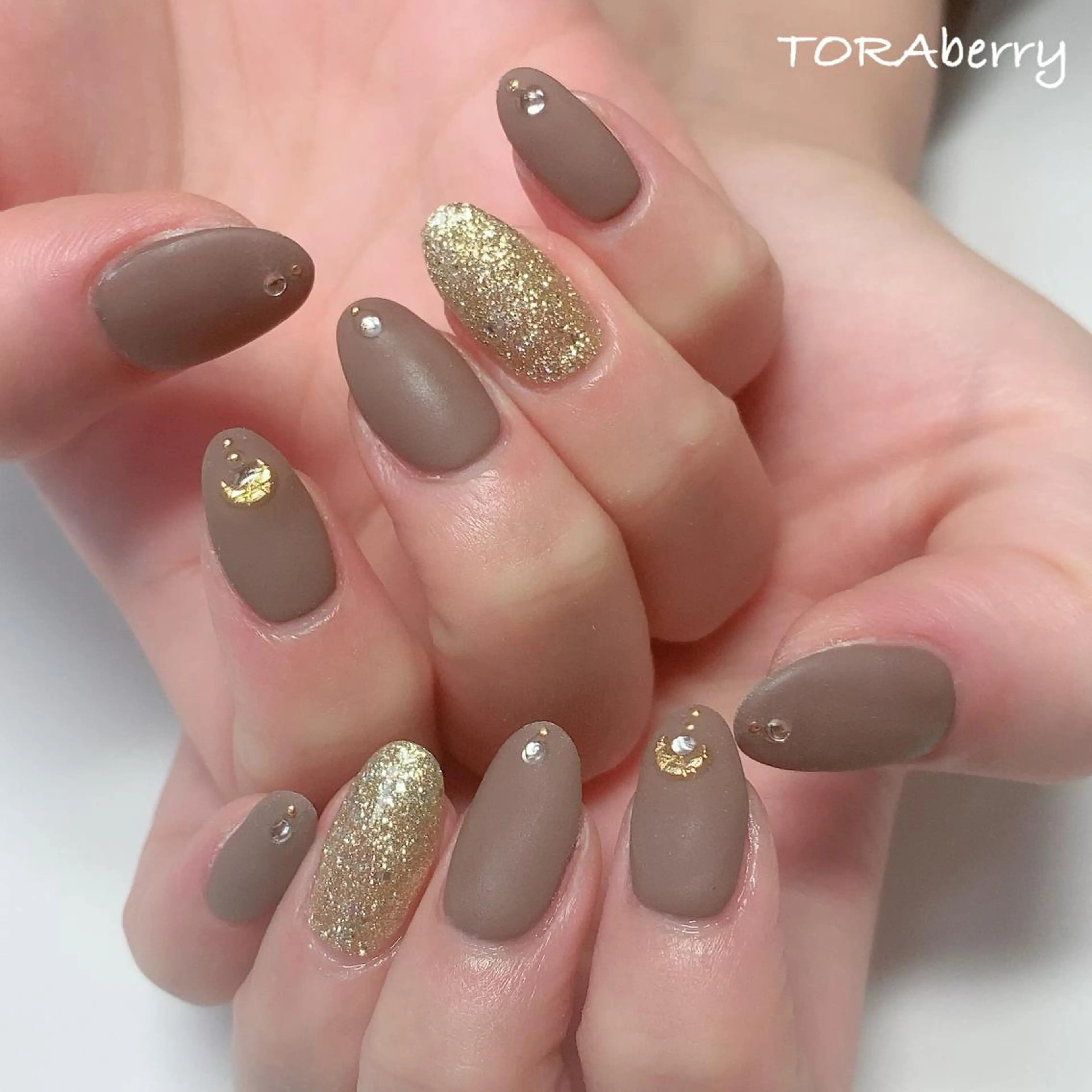 ネイル ハンドネイル ネイリスト なつみのネイルデザイン