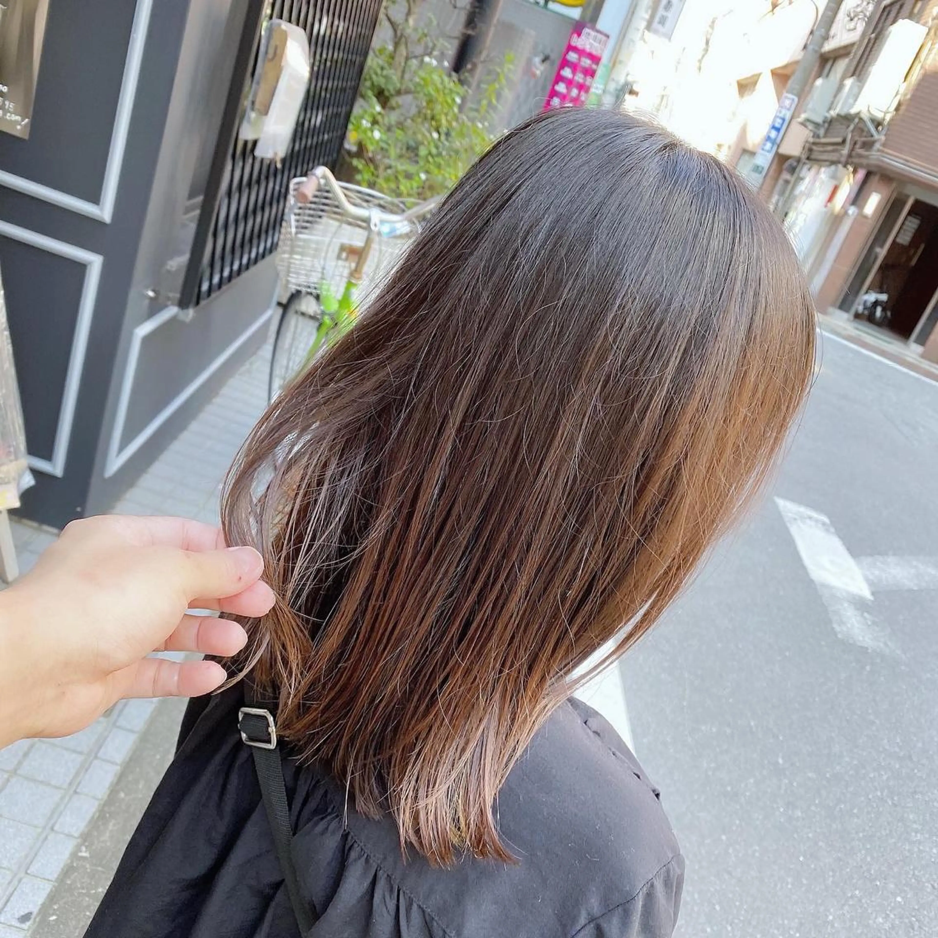 セミロング 髪質改善 レイヤーカット ローレイヤー 髪質改善特化 安東駿介のヘアスタイル