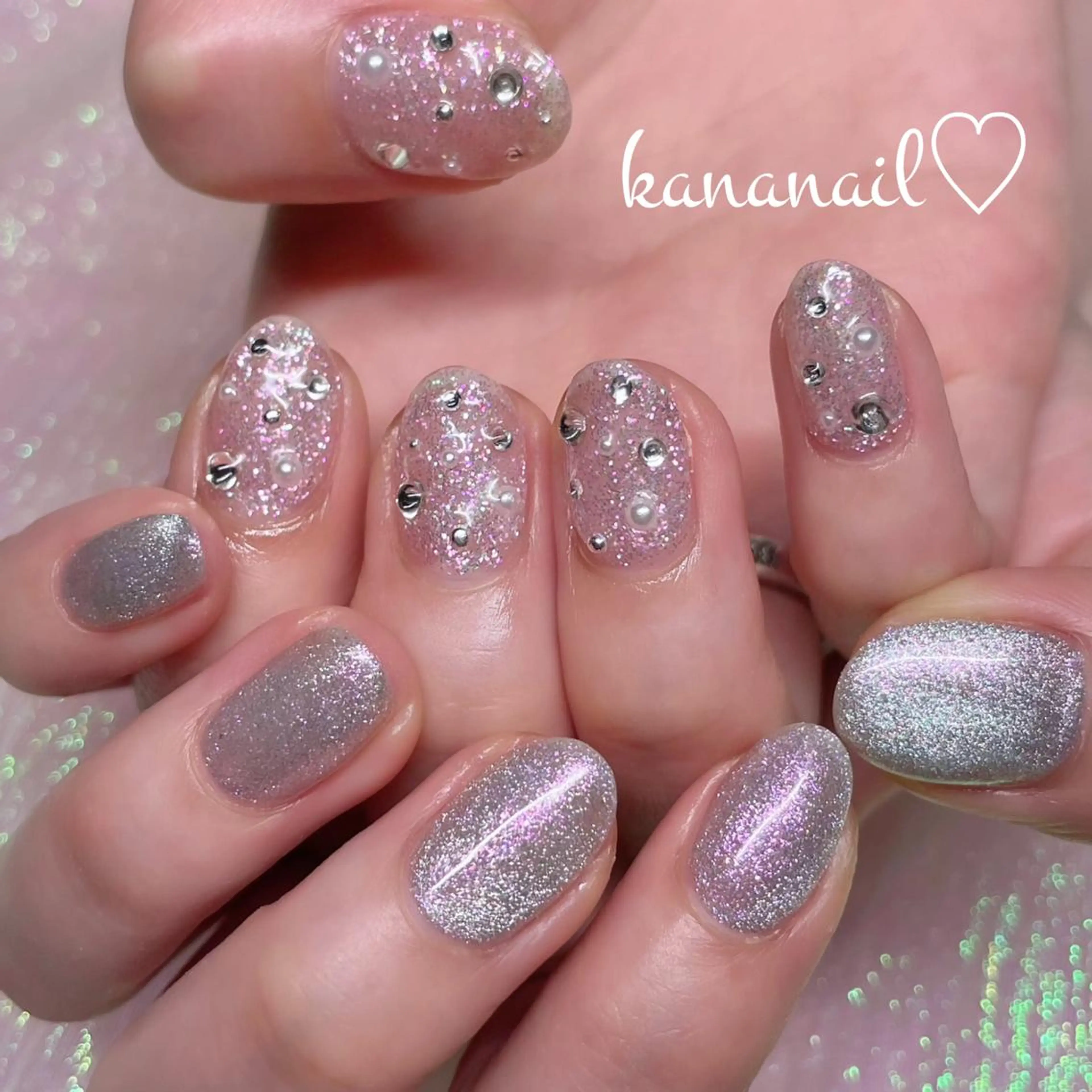 ネイル キラキラネイル ラメ(グリッター) マグネットネイル ピンク シンプルネイル kananail ♡のネイルデザイン