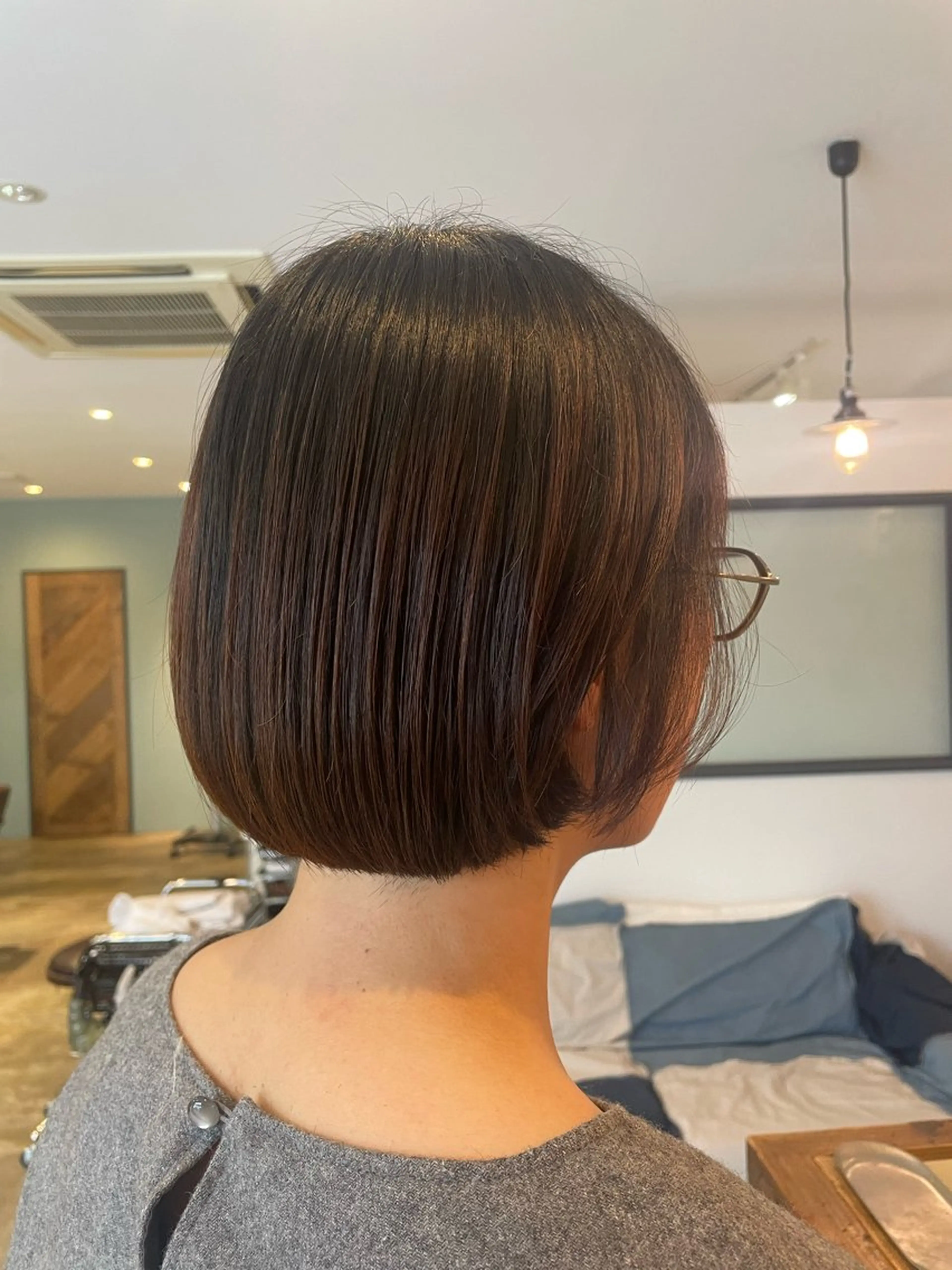 ショート ボブ トリートメント 飯塚 七海のヘアスタイル