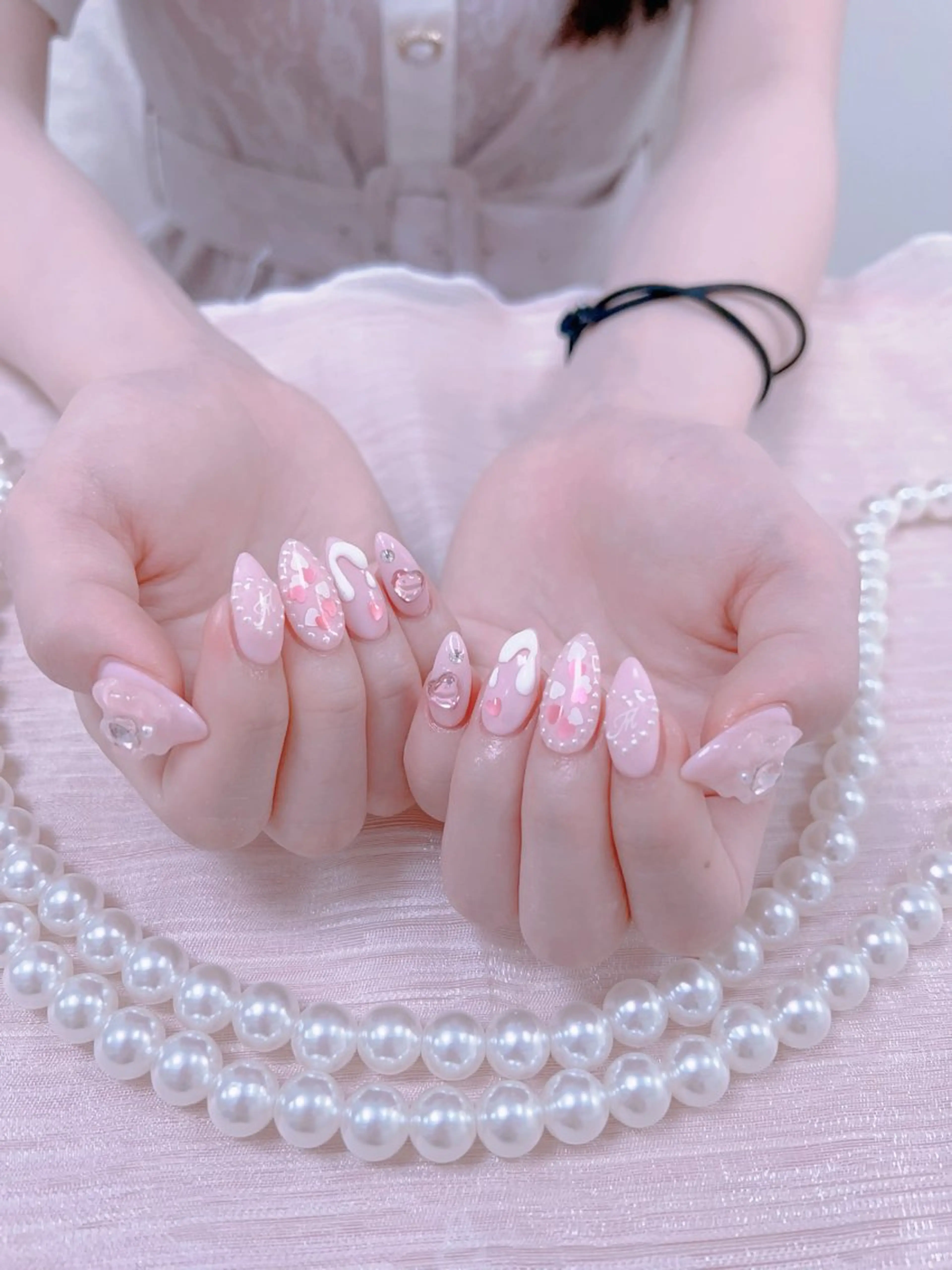 ネイル はぴねす所属・横浜 美夢のネイルデザイン