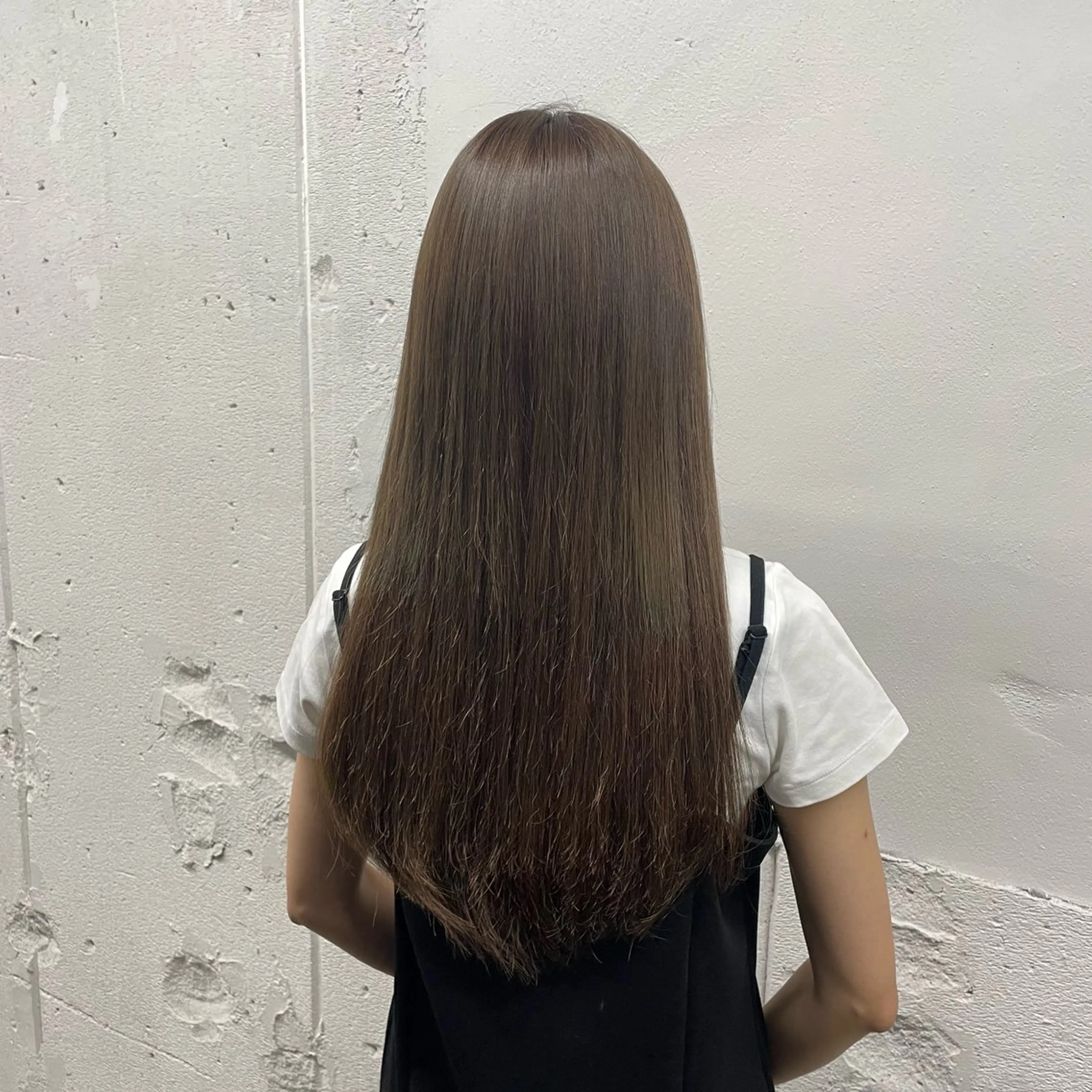 ロング カラー シールエクステ バレイヤージュ ミストバング ダークグレー ダークグレージュ ヘアカラー エクステ 🧡艶髪ちゅるん髪 🫧🧡YUKI❄️のヘアスタイル