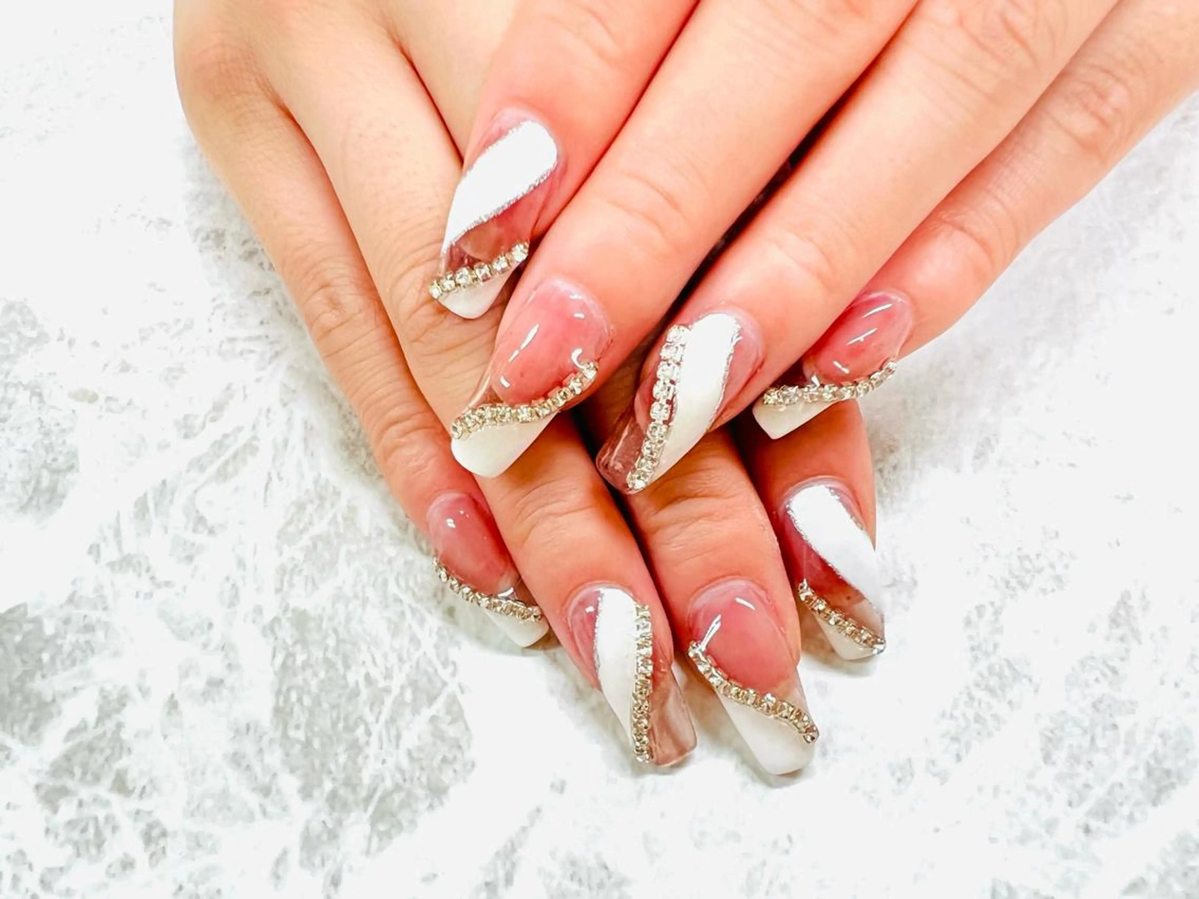 ロング ユリシスネイル 担当近藤のネイルデザイン