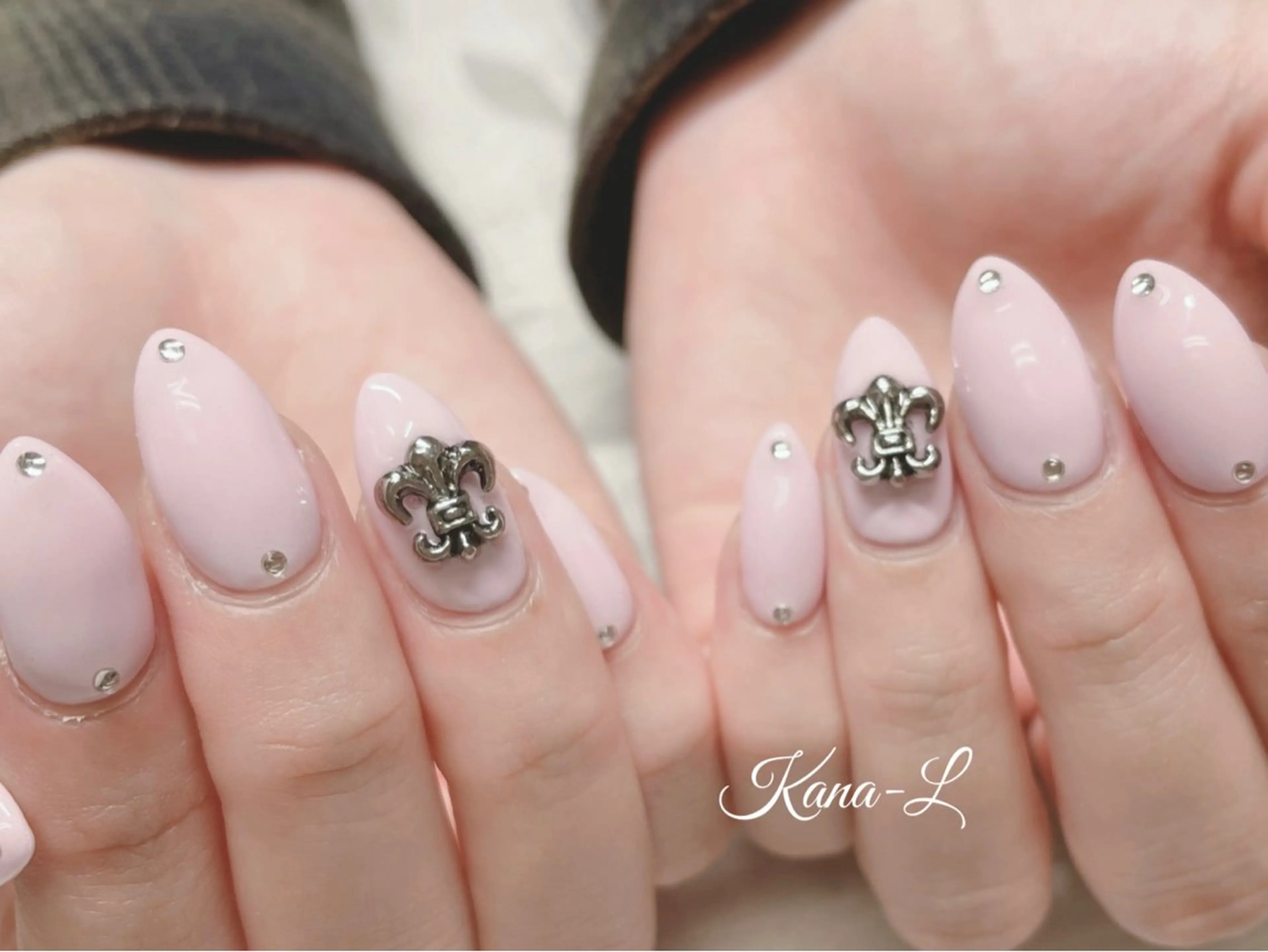 ネイル ジェルネイル 韓国ネイル パラジェル ワンホンネイル 芦辺 香奈のネイルデザイン