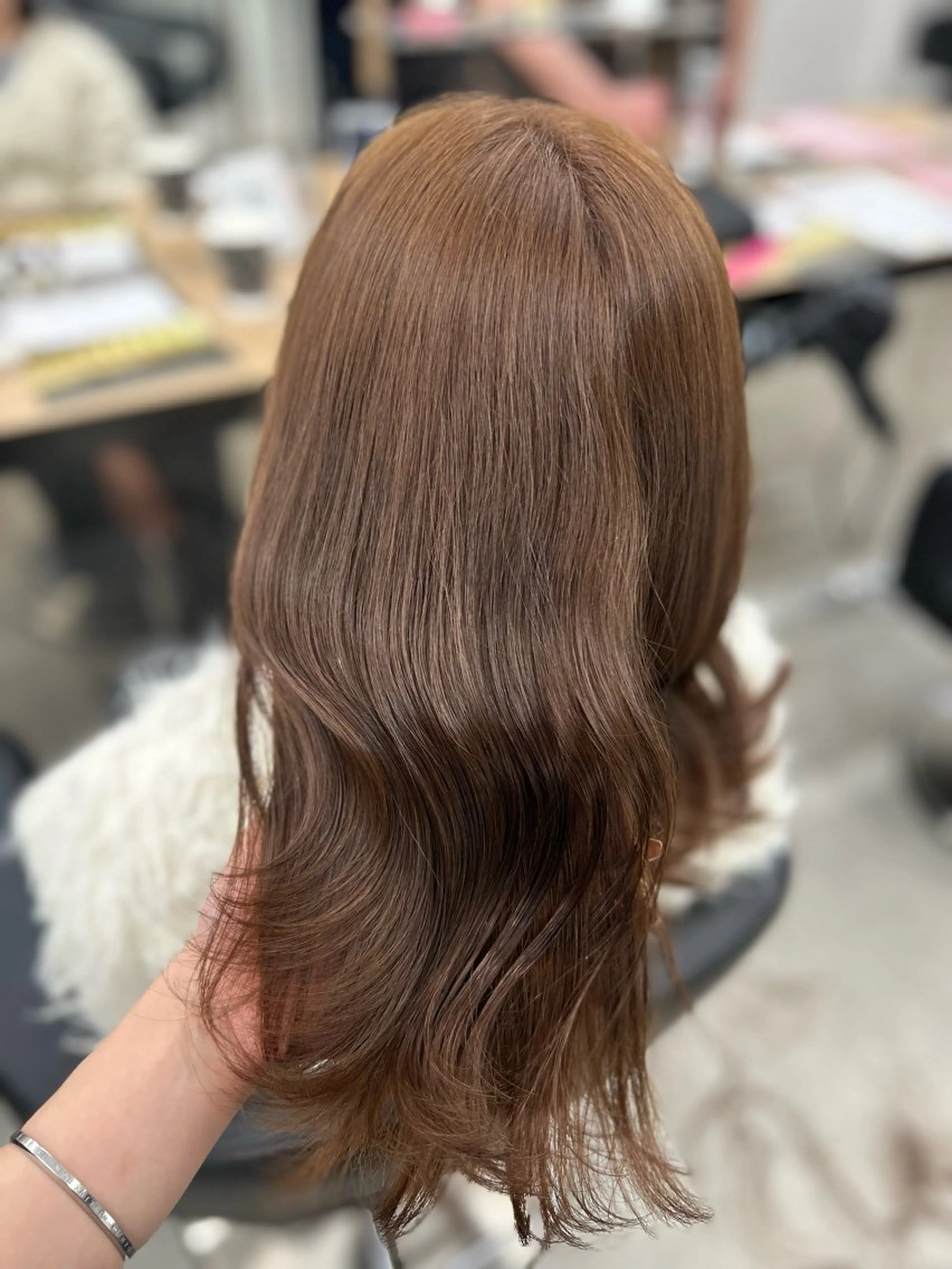 ロング カラー ヘアカラー トリートメント ヘッドスパ ヘアセット YUKA🤍ベージュ /ミルクティーのヘアスタイル