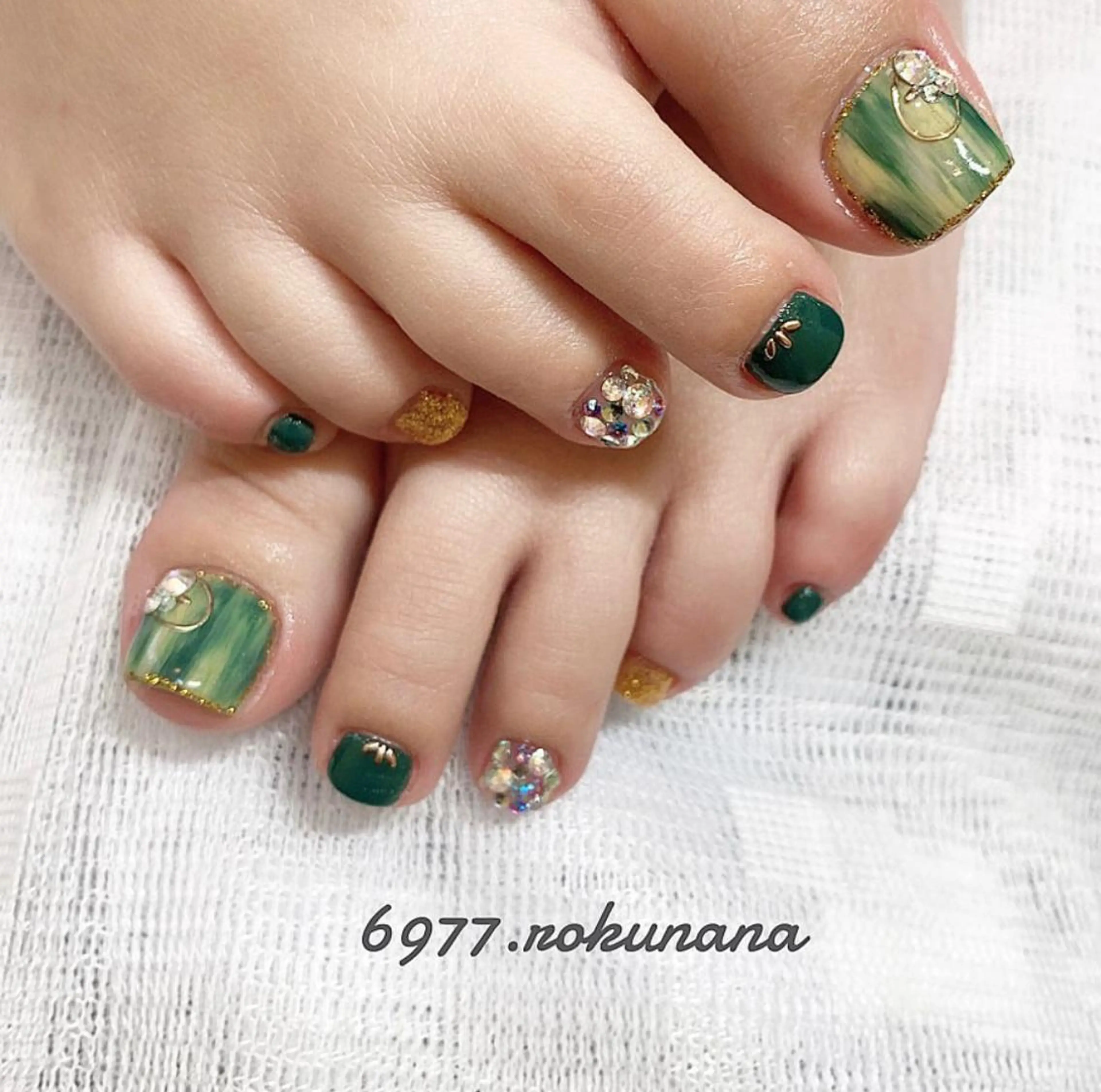 ネイル フットネイル rokunana 佐野のネイルデザイン