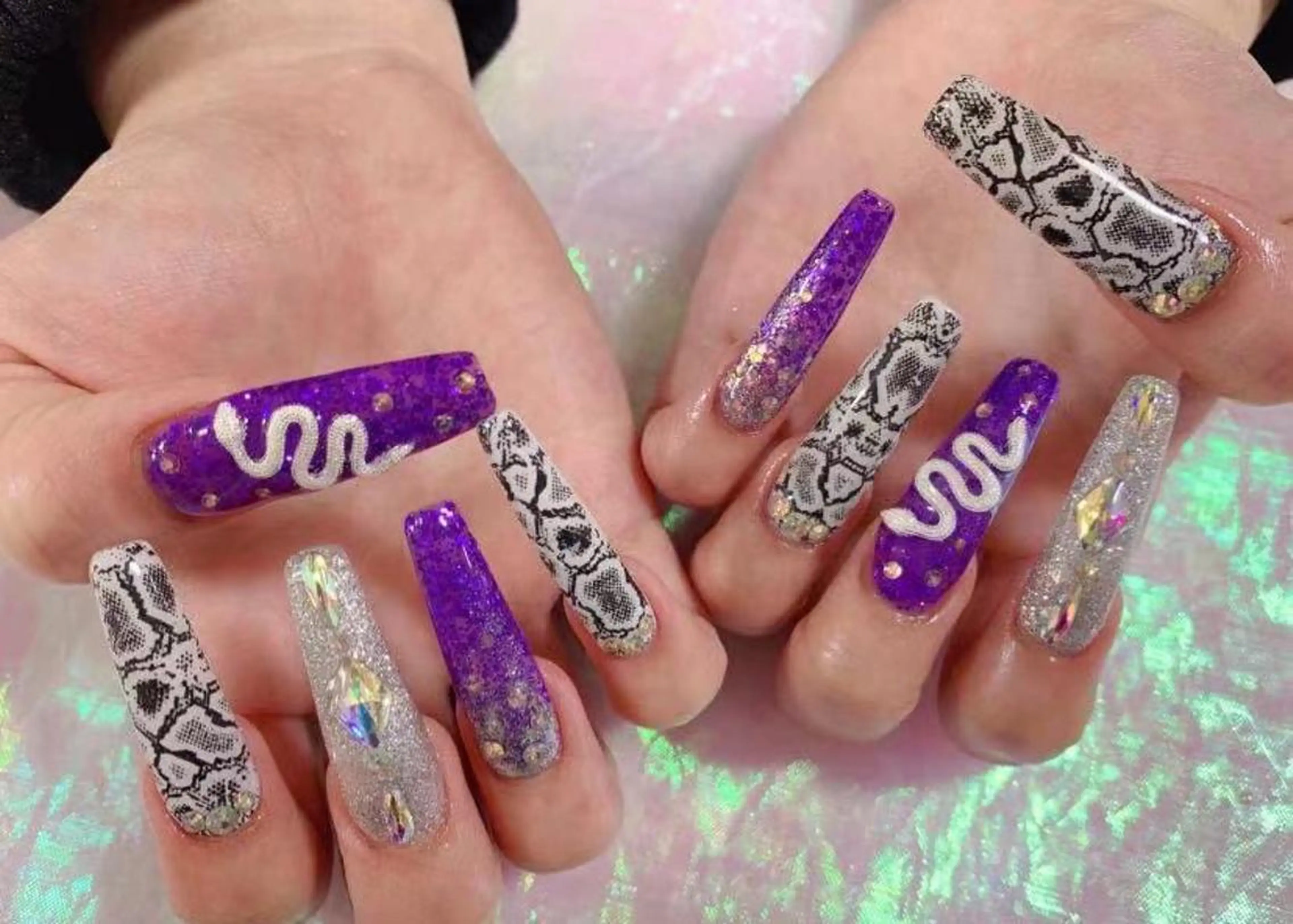 ネイル Brodia nailsのネイルデザイン