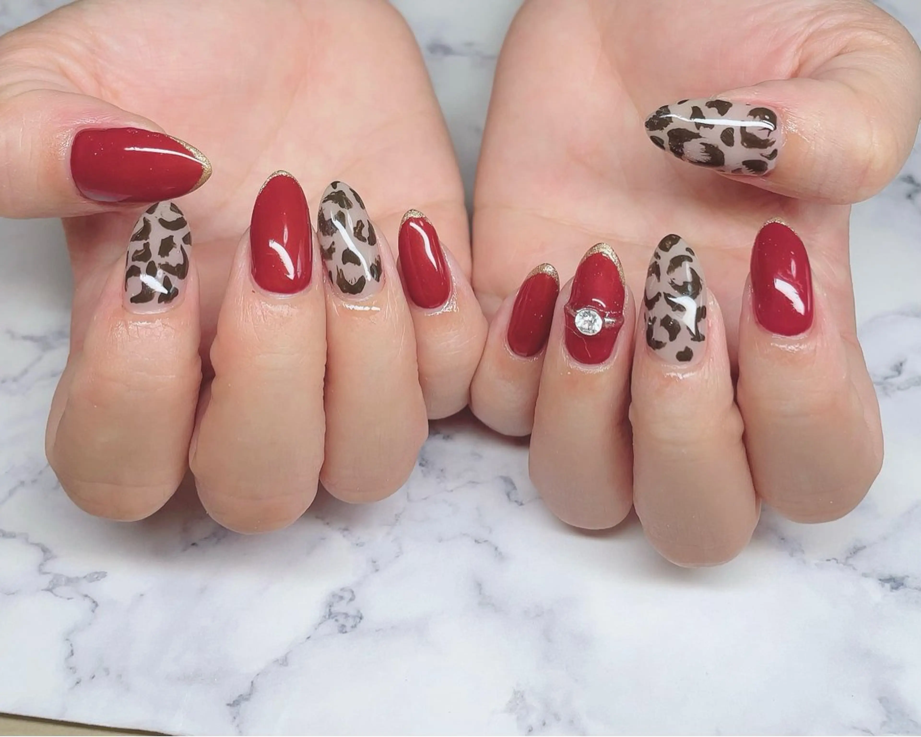 ネイル アニマル柄 ラメ(グリッター) 持ち込み ワンカラーネイル ハンドネイル Nail_by N1のネイルデザイン