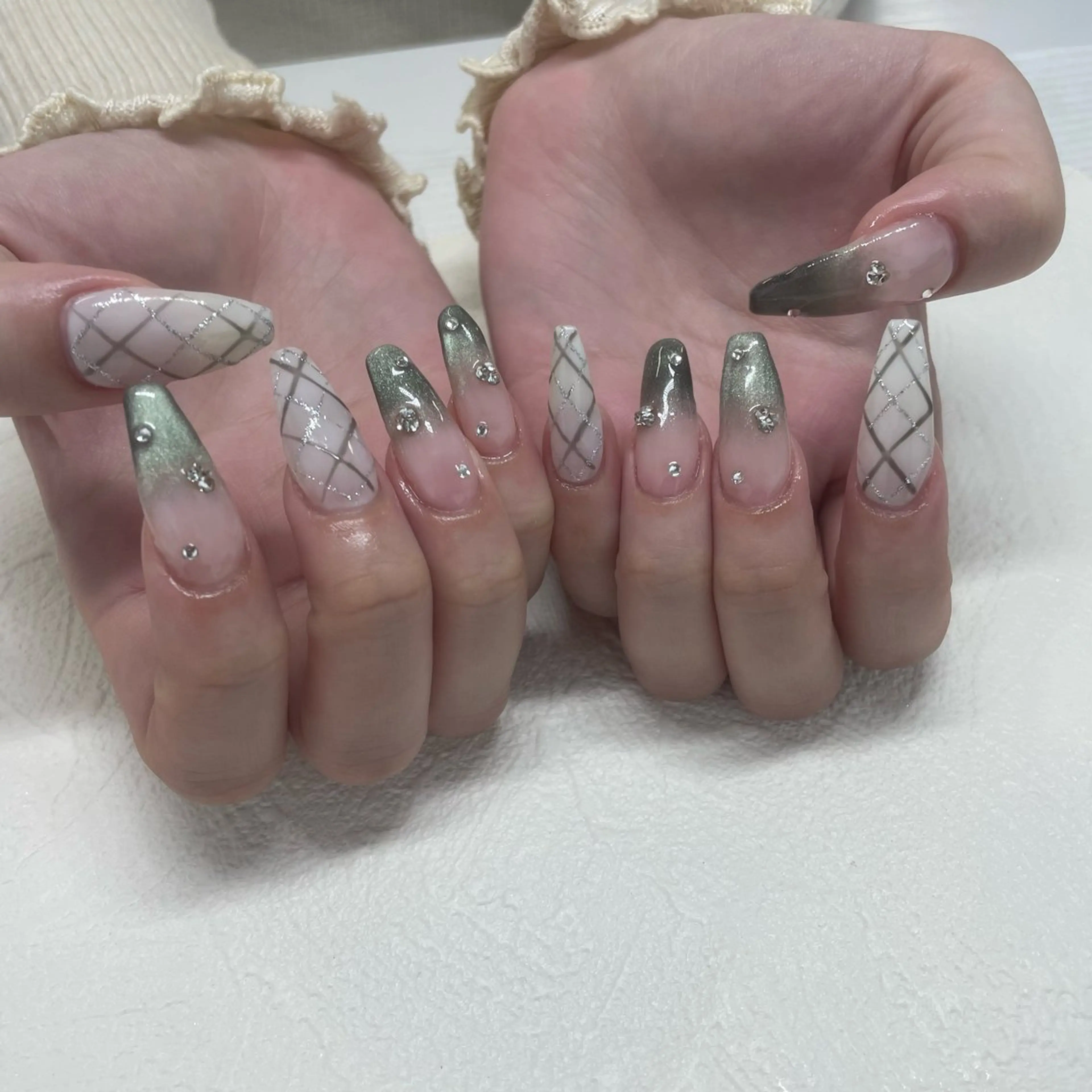 ネイル ハンドネイル 💖𝓜𝓲𝓸 /3月予約受付中💖のネイルデザイン