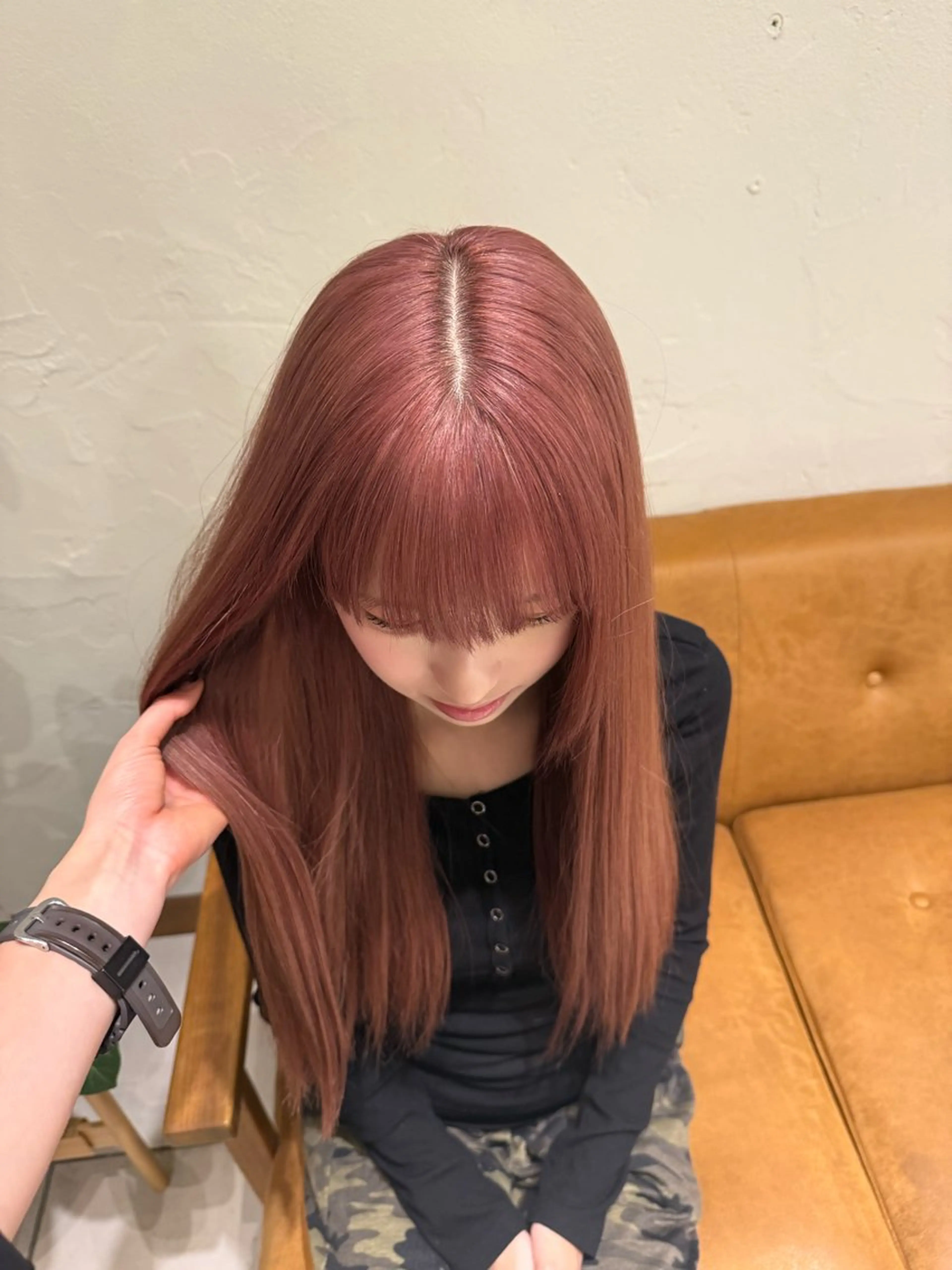 カラー 💠艶髪うるうる🫧 髪質改善ストレートのヘアスタイル